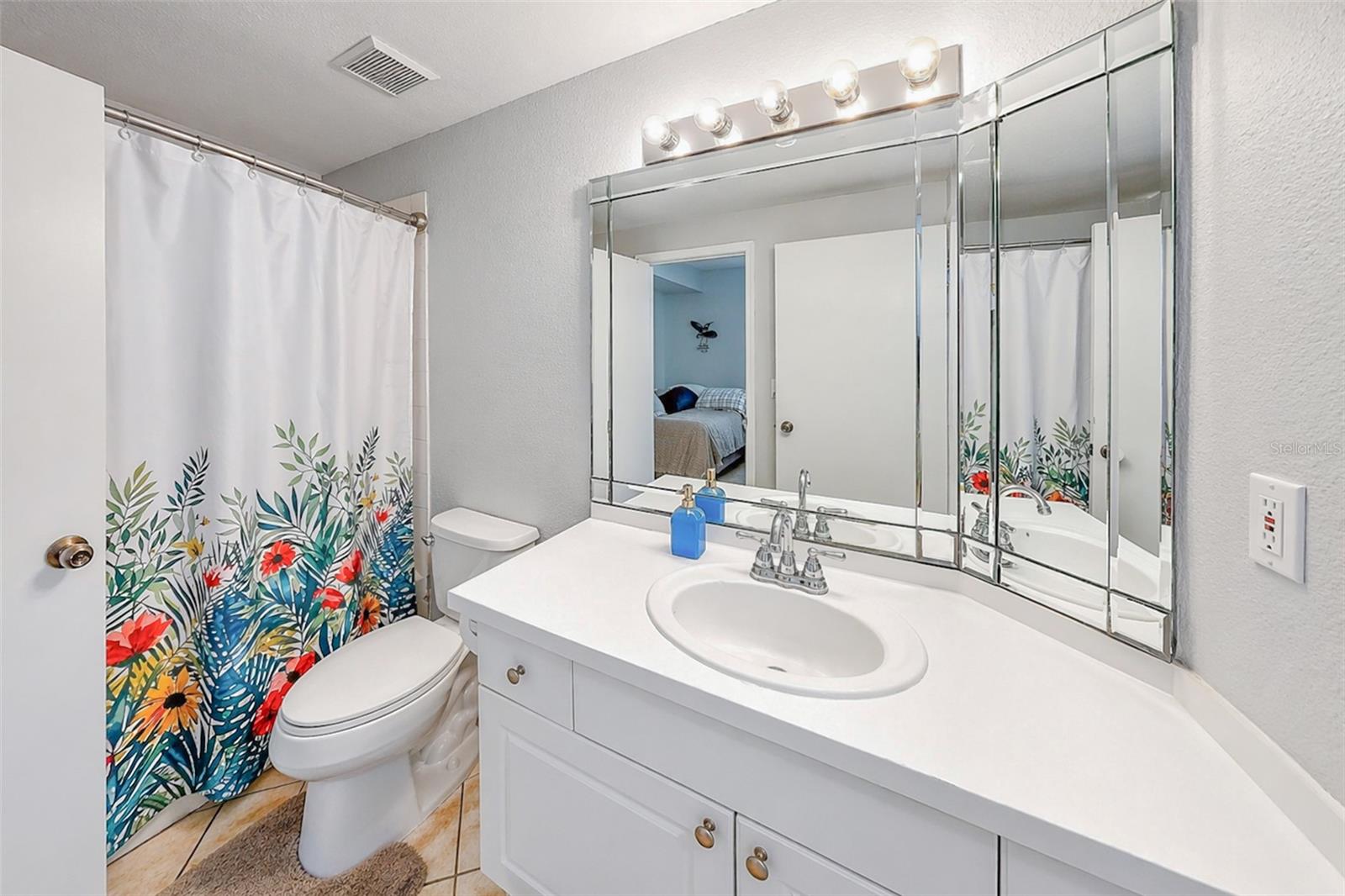 5180 NORTHRIDGE RD #110, SARASOTA, FL, 34238