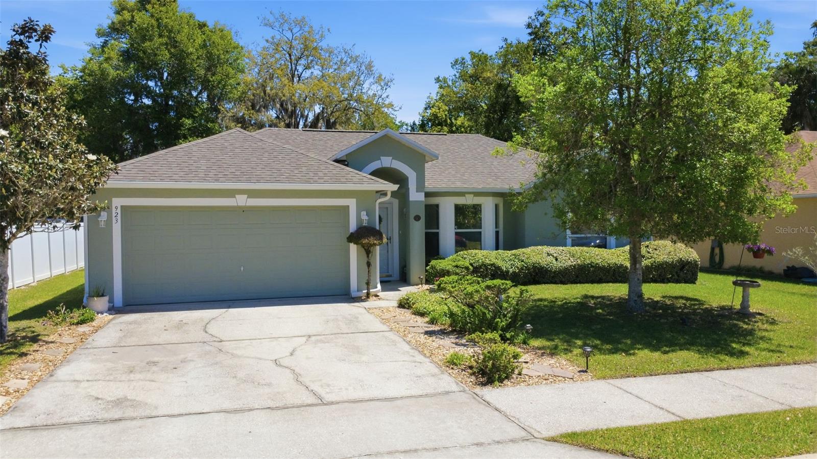 923 CASCADES PARK TRL, DELAND, FL, 32720