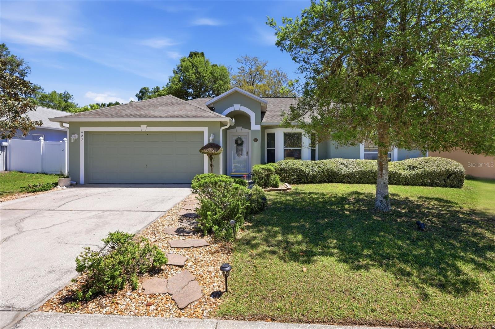923 CASCADES PARK TRL, DELAND, FL, 32720