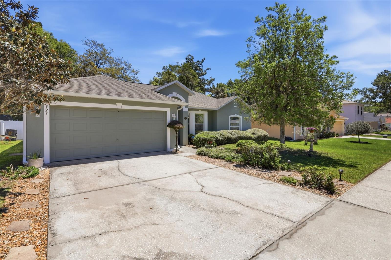 923 CASCADES PARK TRL, DELAND, FL, 32720