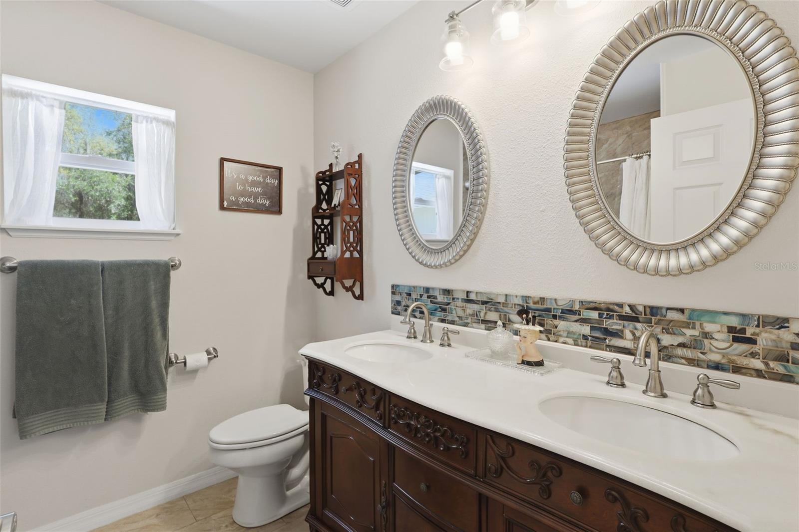 923 CASCADES PARK TRL, DELAND, FL, 32720