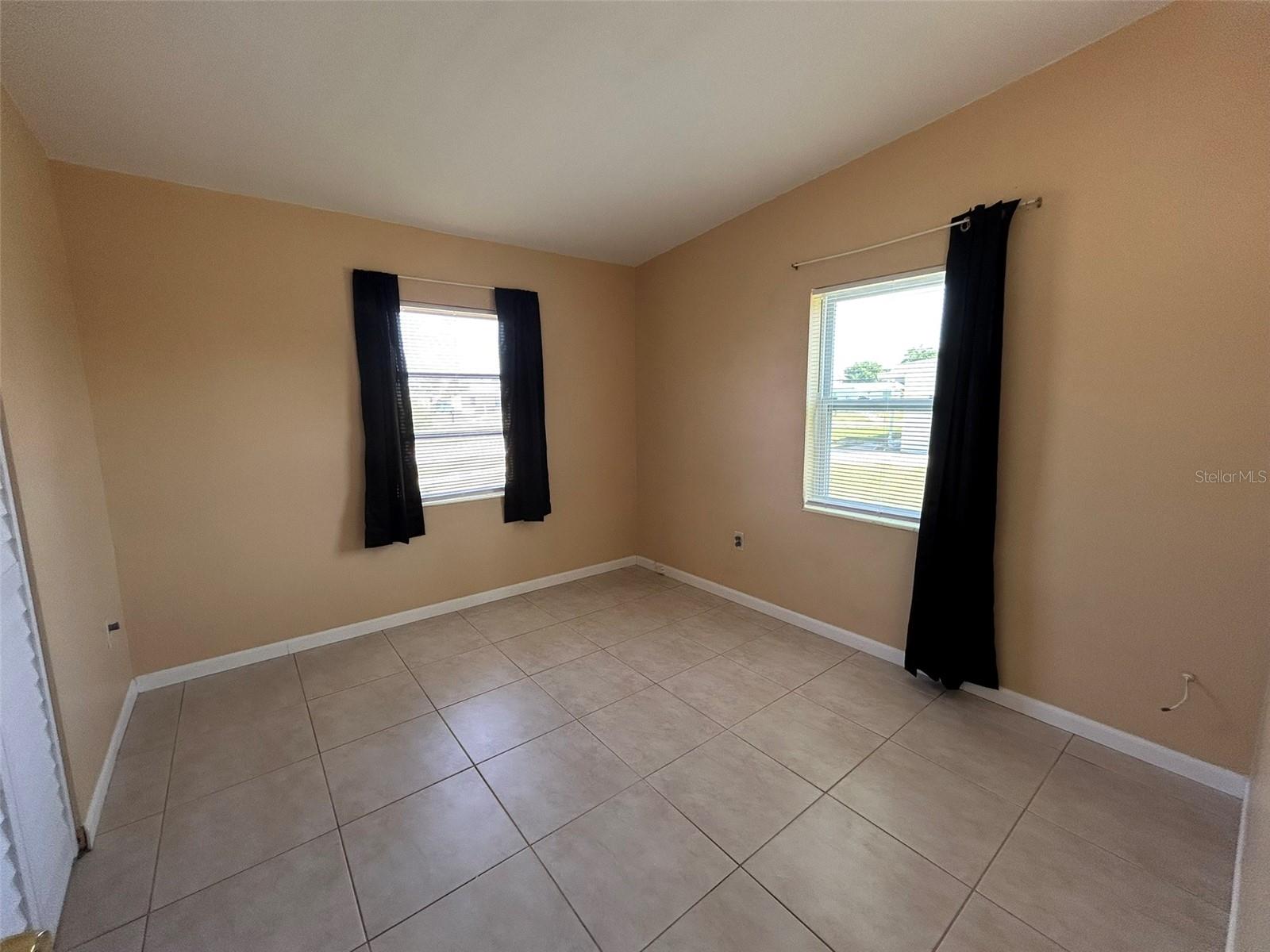 3108 CRESTWOOD DR, PORT CHARLOTTE, FL, 33952