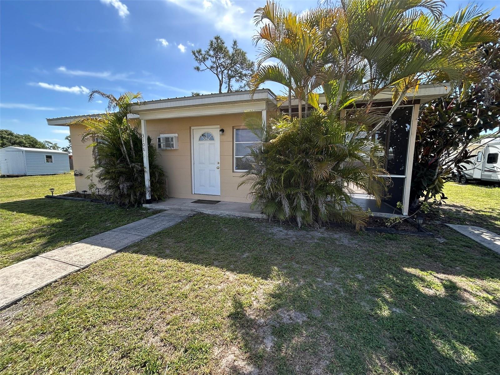 3108 CRESTWOOD DR, PORT CHARLOTTE, FL, 33952