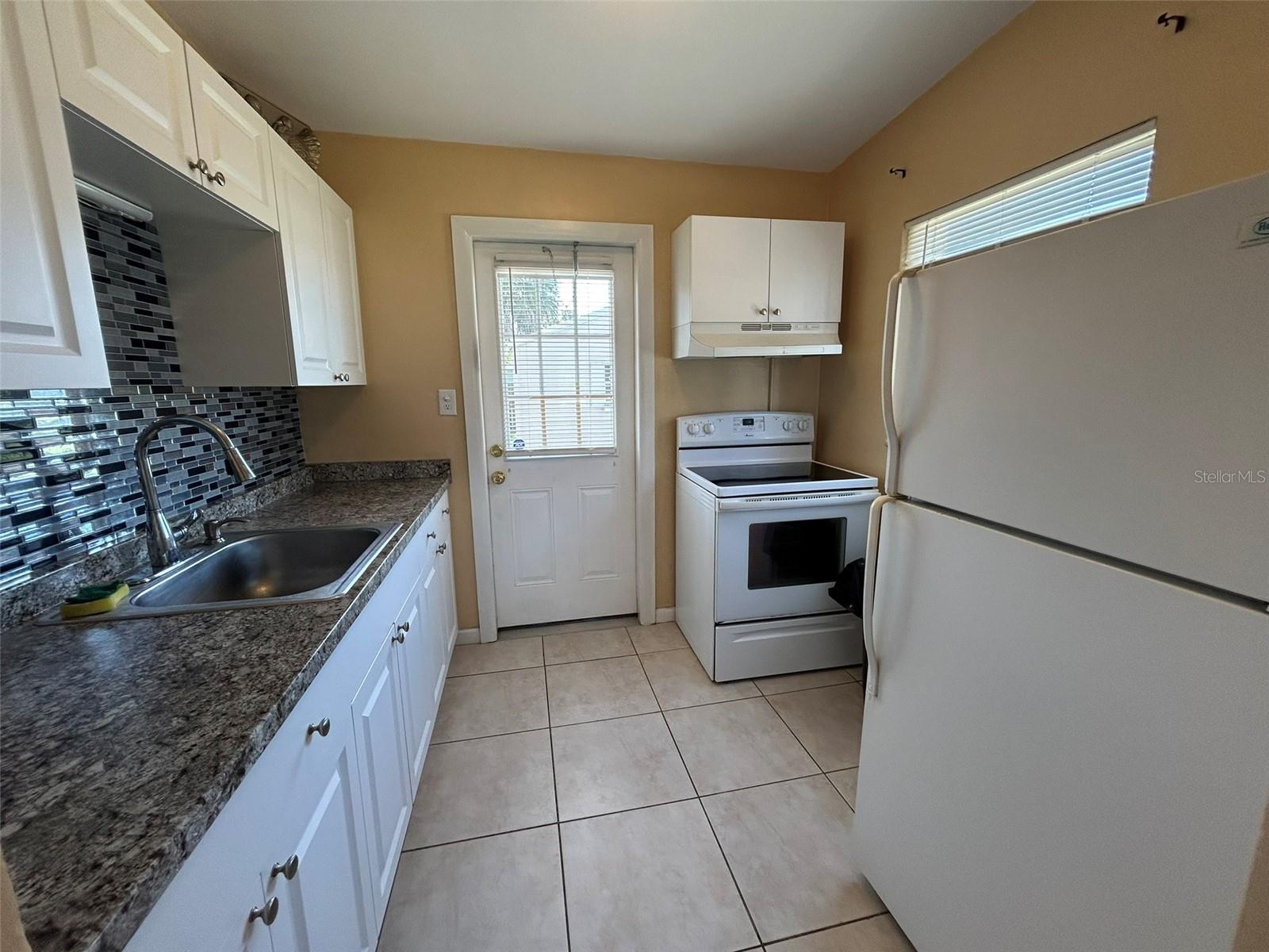 3108 CRESTWOOD DR, PORT CHARLOTTE, FL, 33952