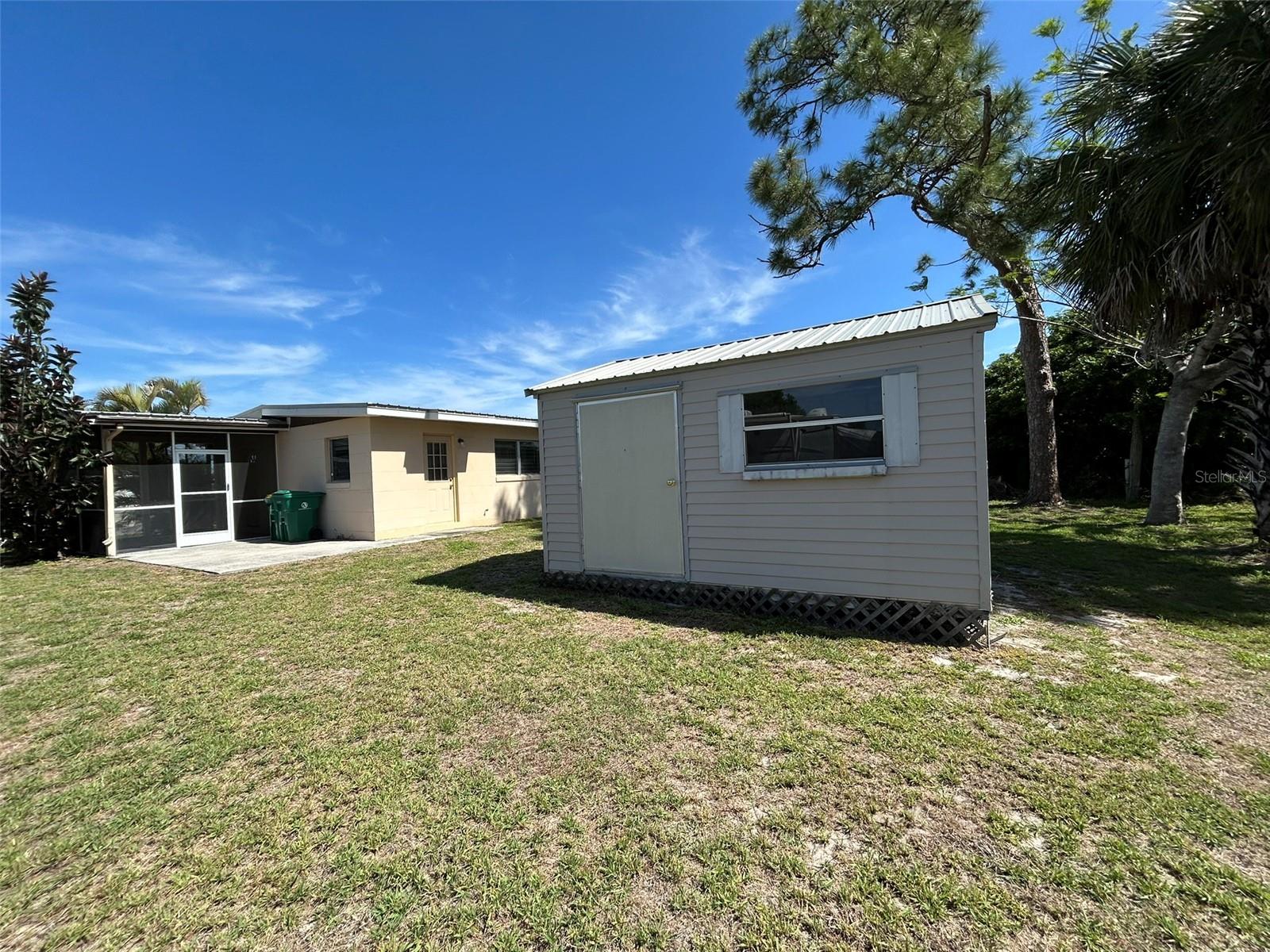 3108 CRESTWOOD DR, PORT CHARLOTTE, FL, 33952