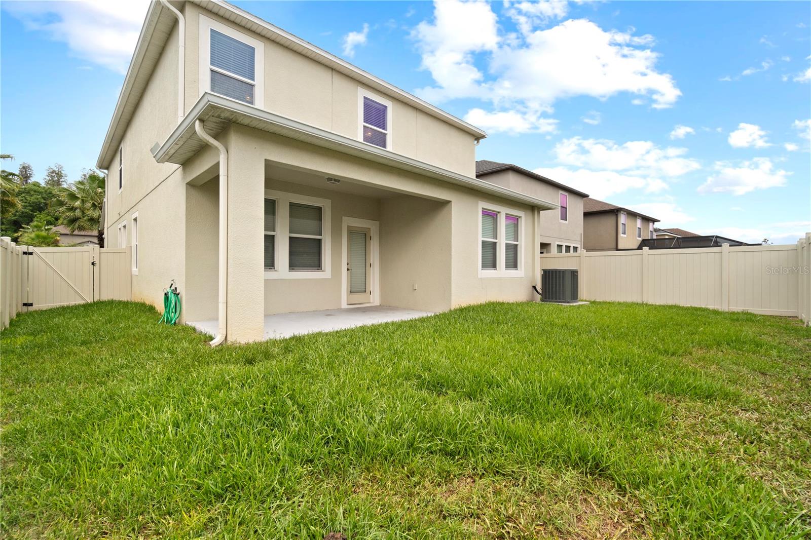 1588 LUDINGTON AVE, WESLEY CHAPEL, FL, 33543