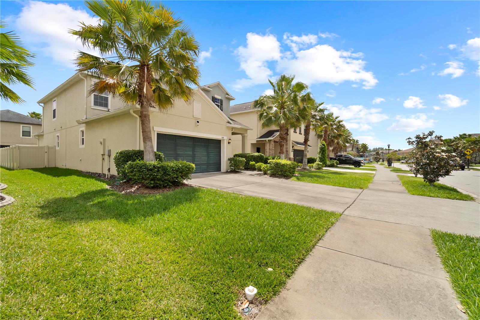 1588 LUDINGTON AVE, WESLEY CHAPEL, FL, 33543