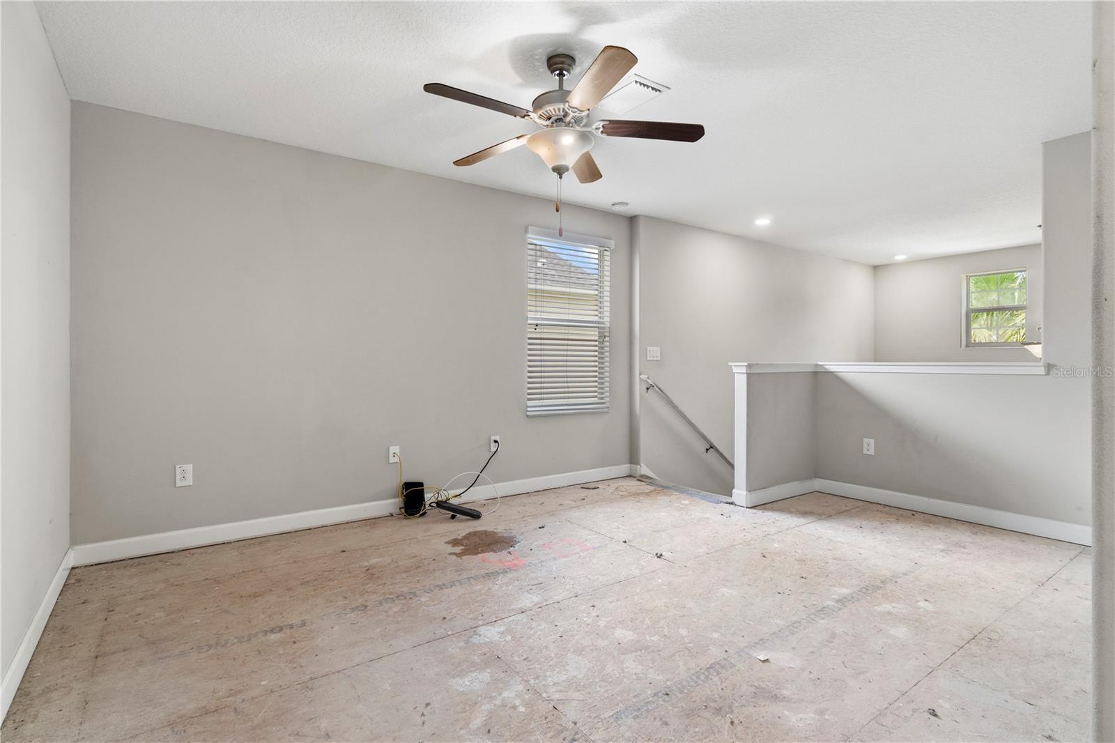 1588 LUDINGTON AVE, WESLEY CHAPEL, FL, 33543