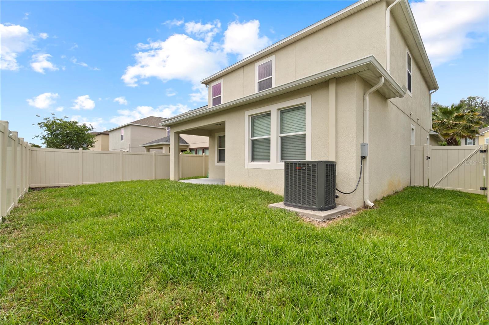 1588 LUDINGTON AVE, WESLEY CHAPEL, FL, 33543