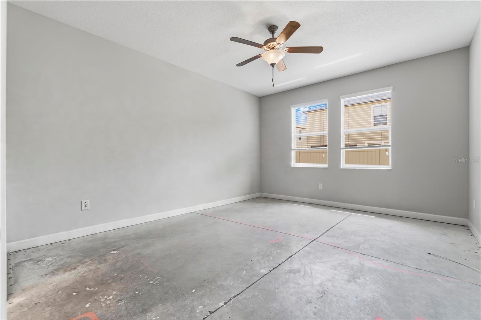 1588 LUDINGTON AVE, WESLEY CHAPEL, FL, 33543