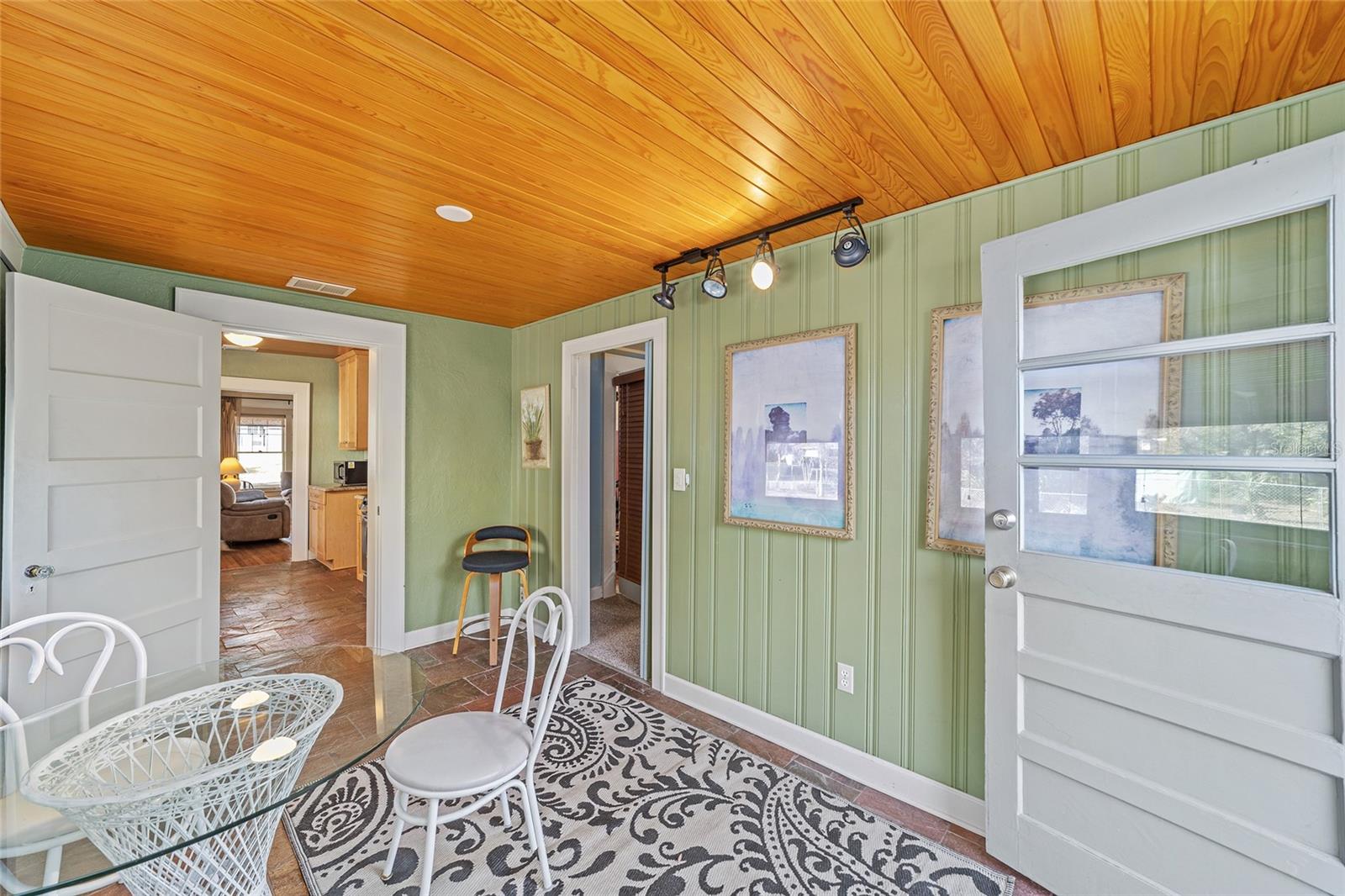 114 NE 11TH AVE, OCALA, FL, 34470