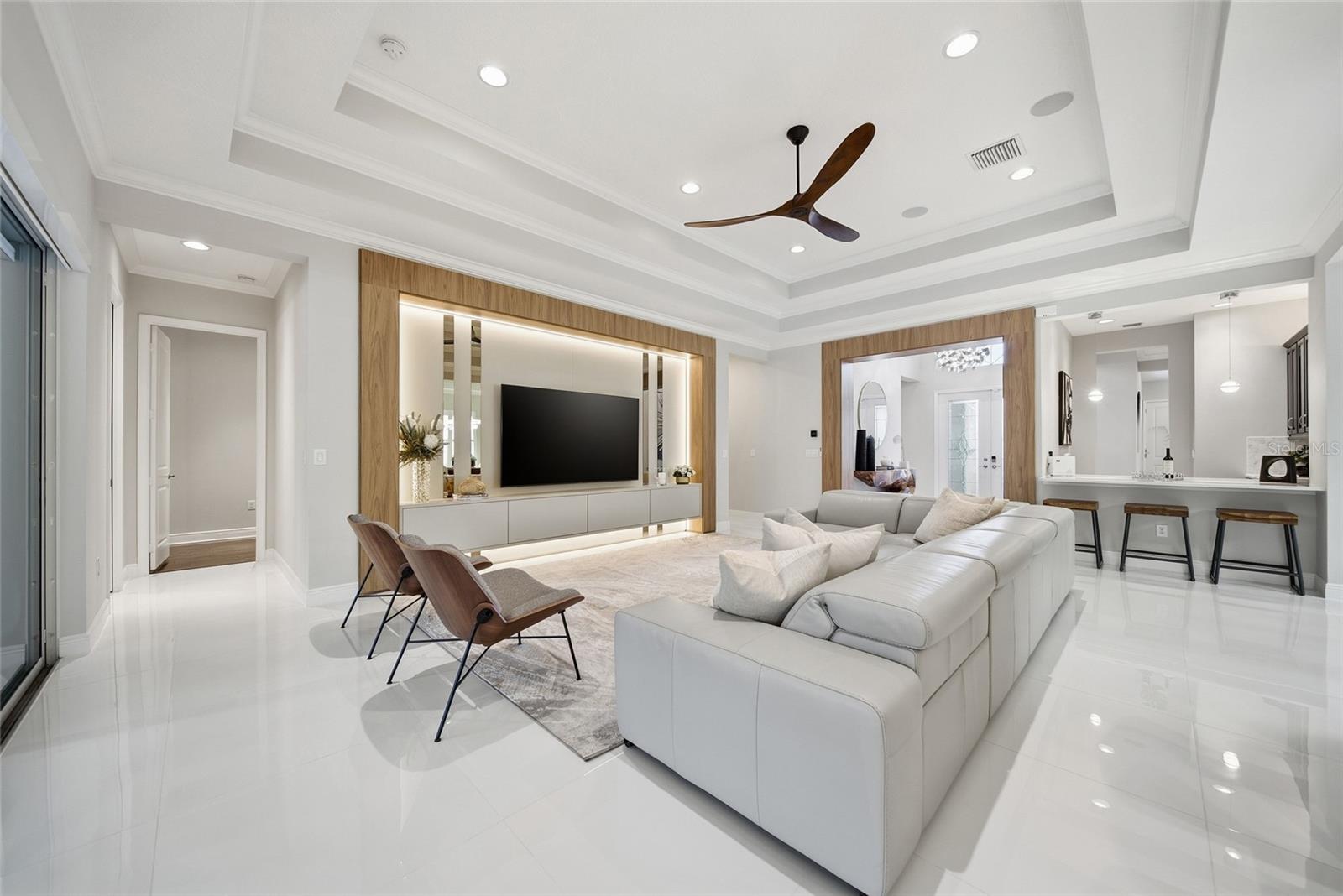 2420 COCO PALM CIR, WESLEY CHAPEL, FL, 33543