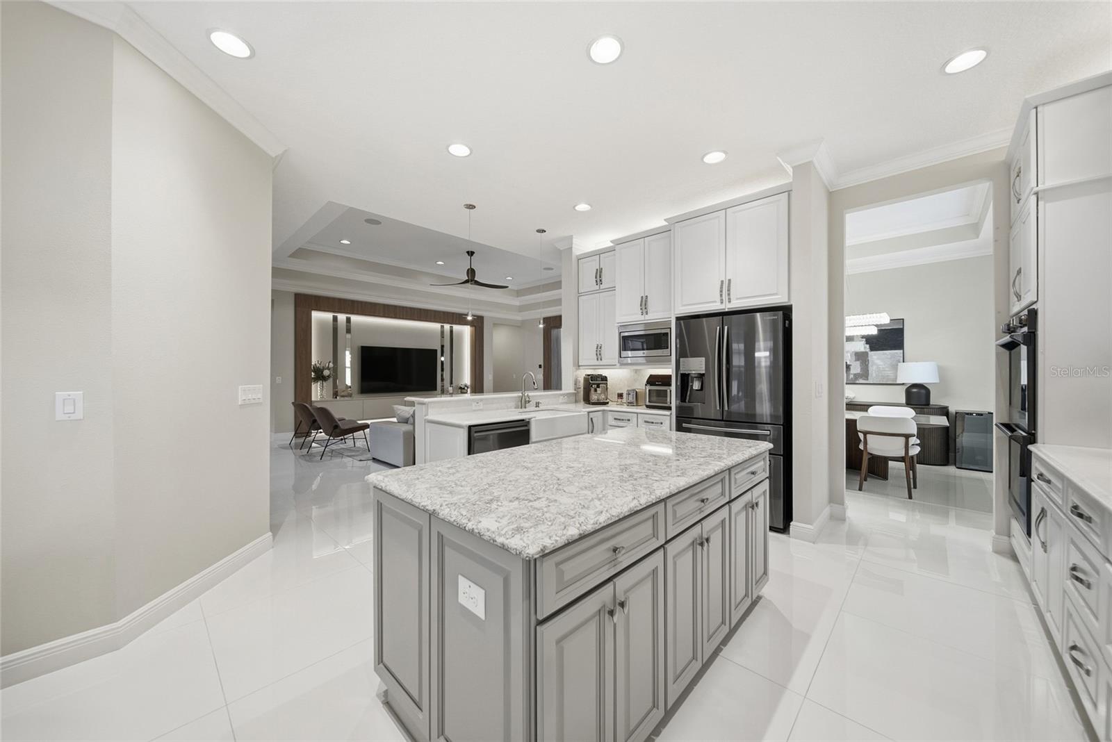 2420 COCO PALM CIR, WESLEY CHAPEL, FL, 33543