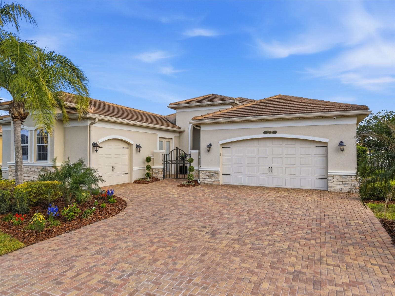 2420 COCO PALM CIR, WESLEY CHAPEL, FL, 33543
