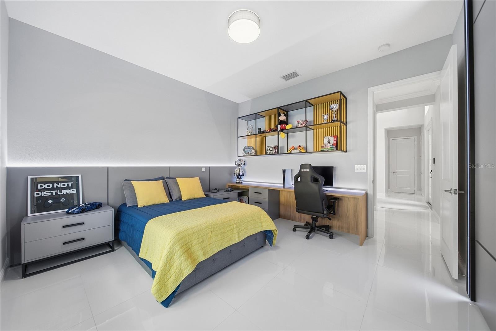 2420 COCO PALM CIR, WESLEY CHAPEL, FL, 33543