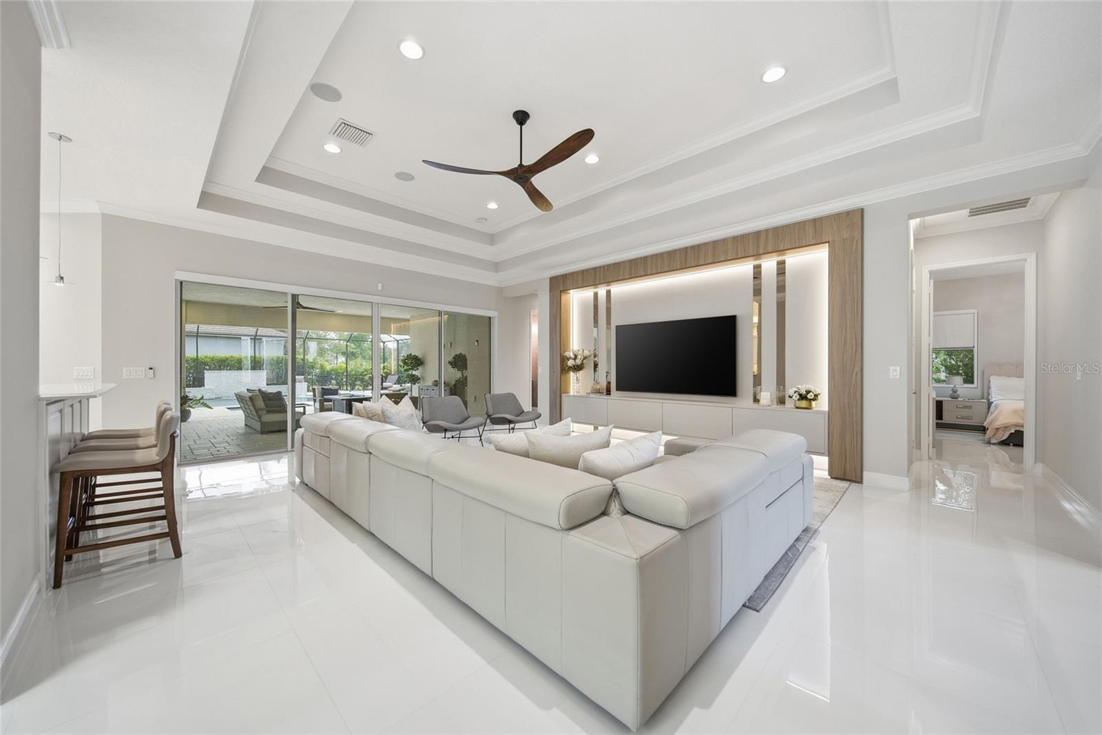 2420 COCO PALM CIR, WESLEY CHAPEL, FL, 33543