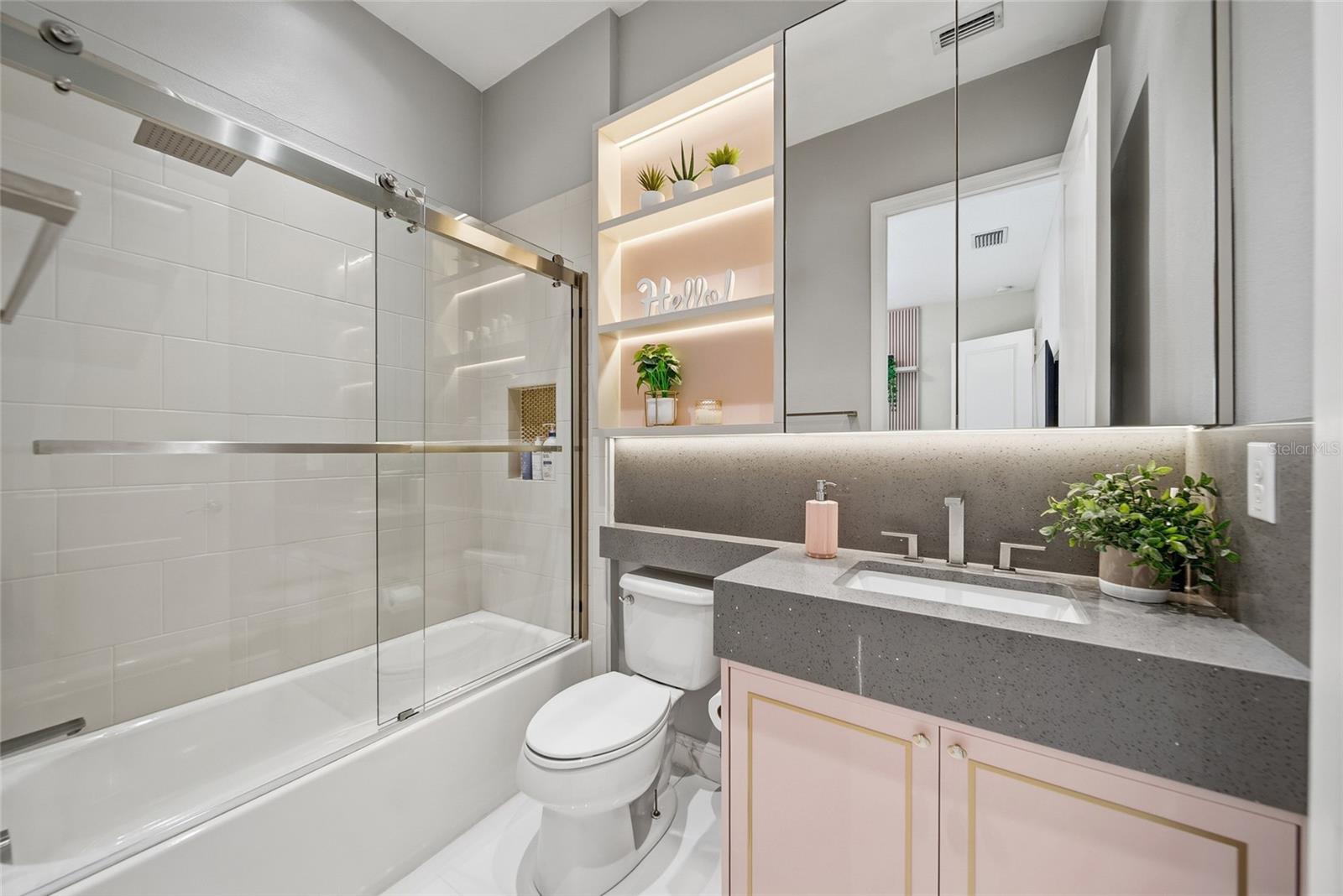 2420 COCO PALM CIR, WESLEY CHAPEL, FL, 33543