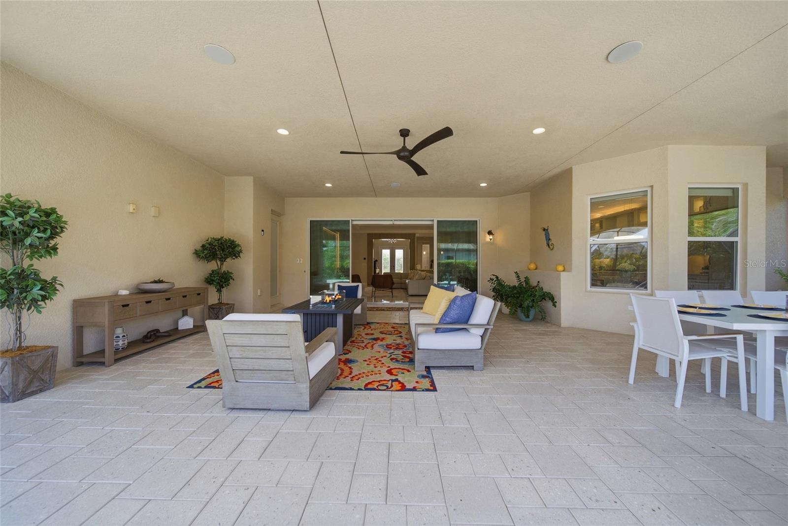 2420 COCO PALM CIR, WESLEY CHAPEL, FL, 33543