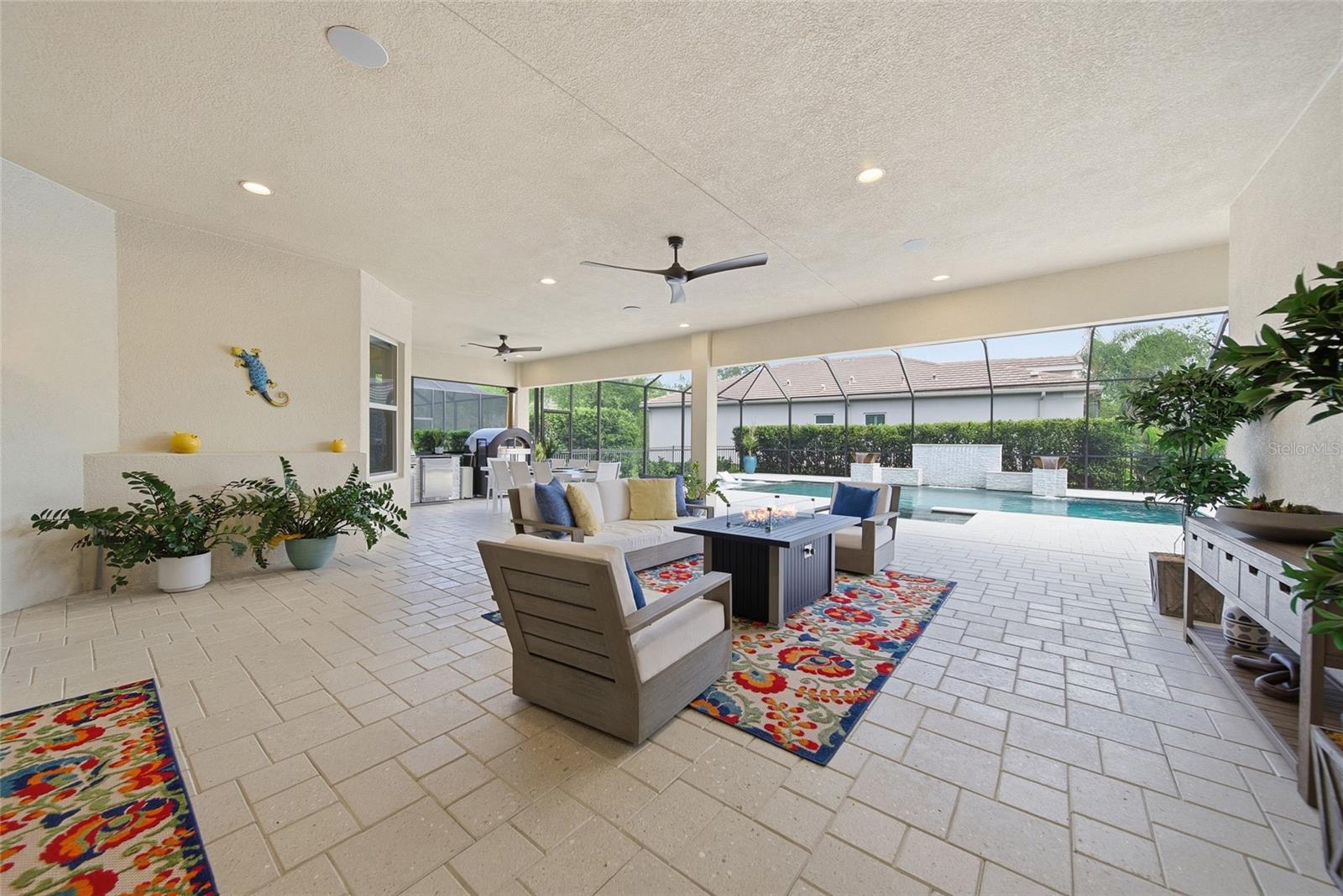 2420 COCO PALM CIR, WESLEY CHAPEL, FL, 33543