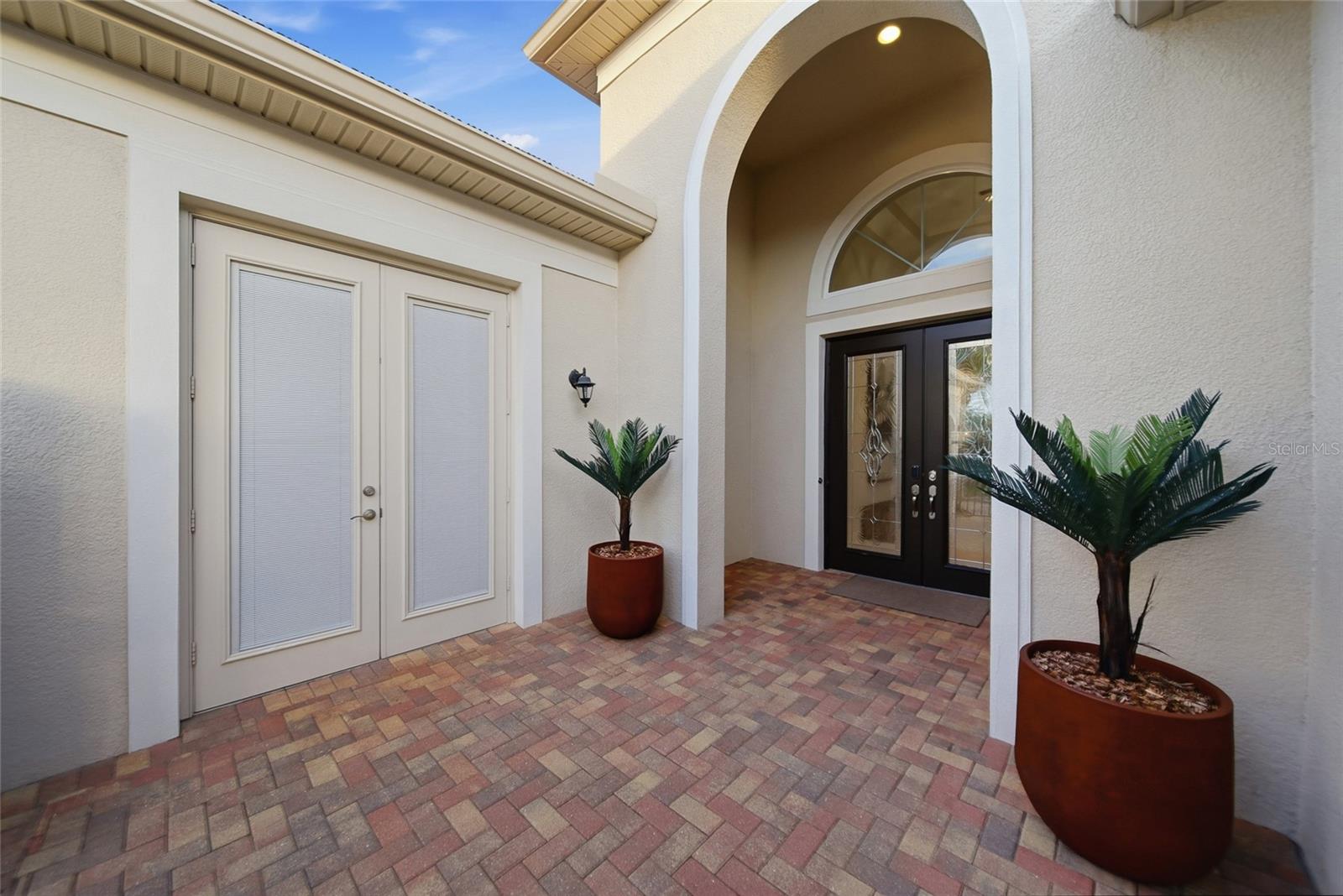 2420 COCO PALM CIR, WESLEY CHAPEL, FL, 33543