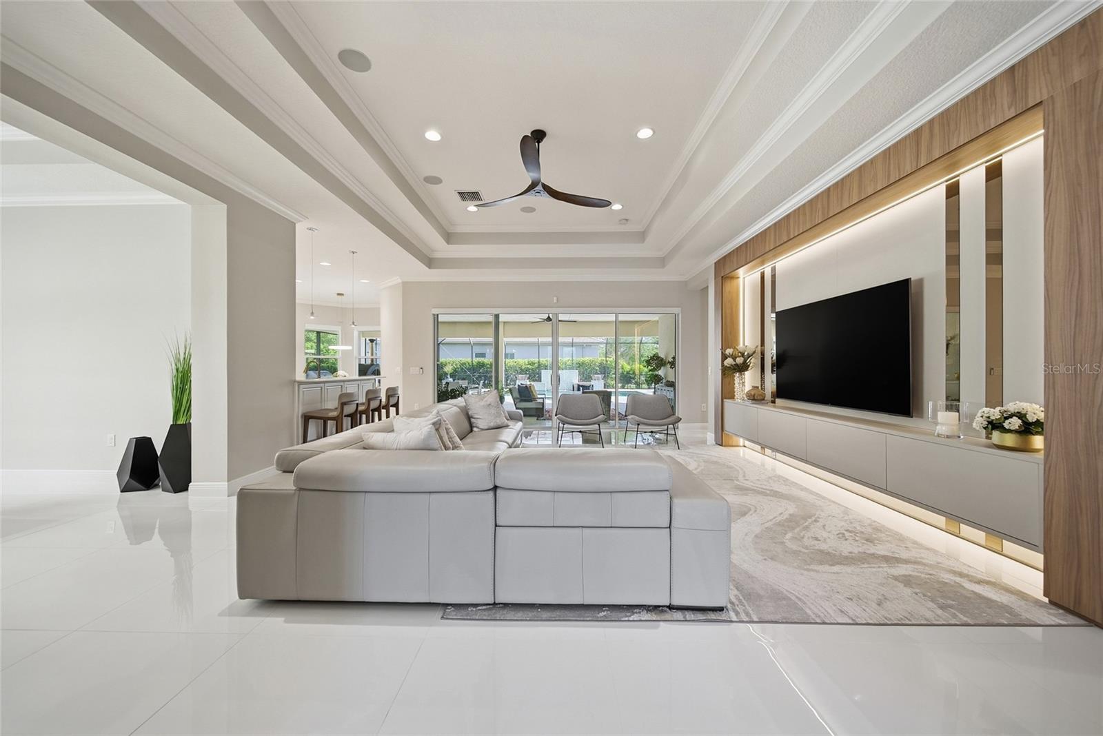 2420 COCO PALM CIR, WESLEY CHAPEL, FL, 33543