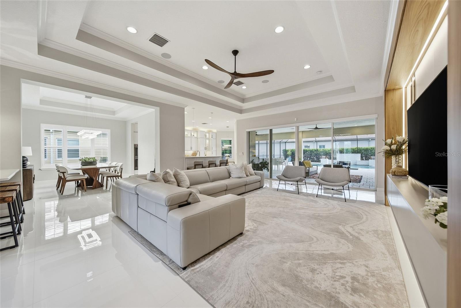 2420 COCO PALM CIR, WESLEY CHAPEL, FL, 33543