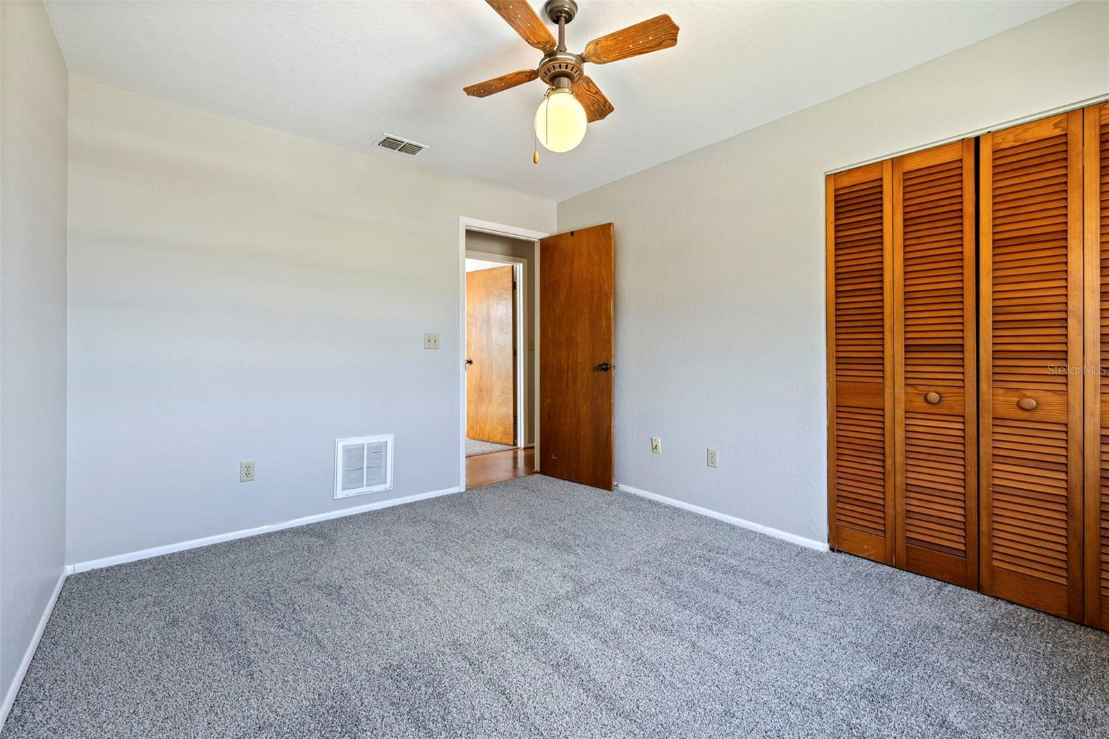 334 CROSSWINDS DR, PALM HARBOR, FL, 34683