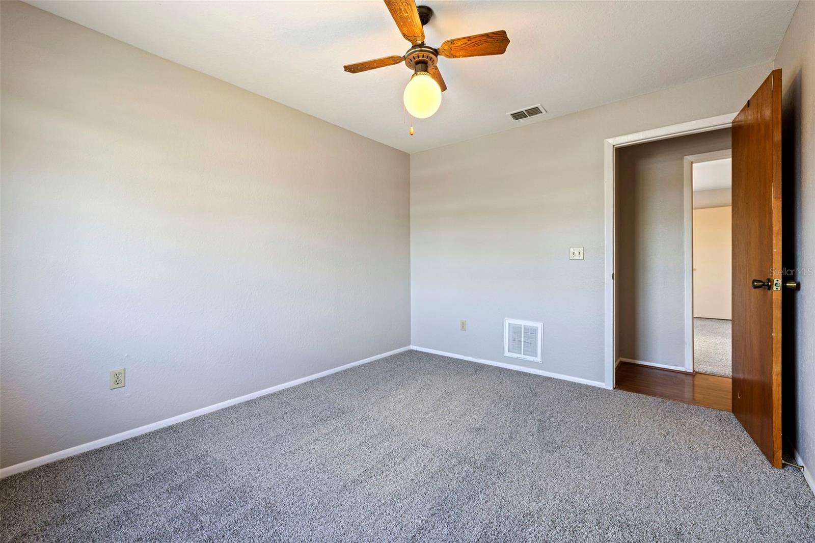 334 CROSSWINDS DR, PALM HARBOR, FL, 34683