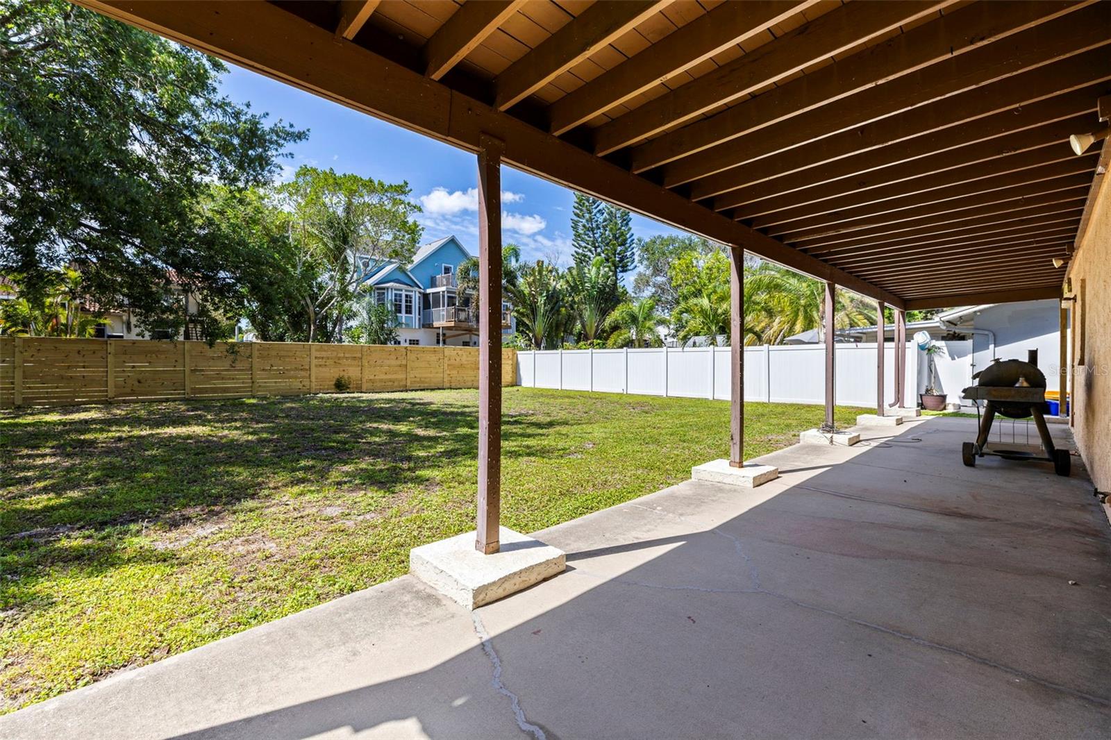 334 CROSSWINDS DR, PALM HARBOR, FL, 34683