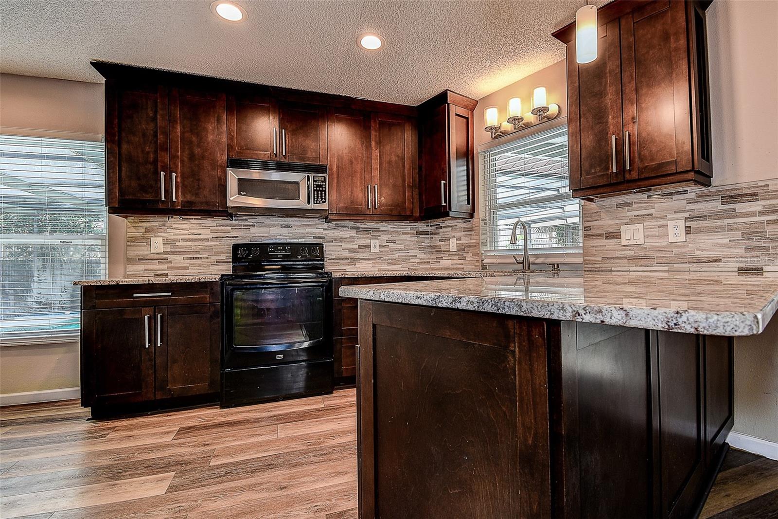 7556 HIGH PINES CT, PORT RICHEY, FL, 34668