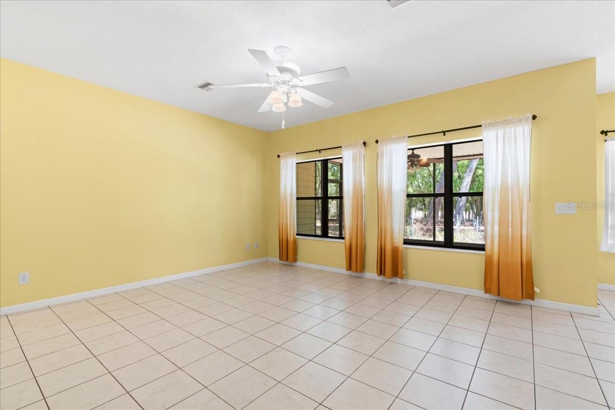 124 MANDARIN LAKE RD, MELROSE, FL, 32666