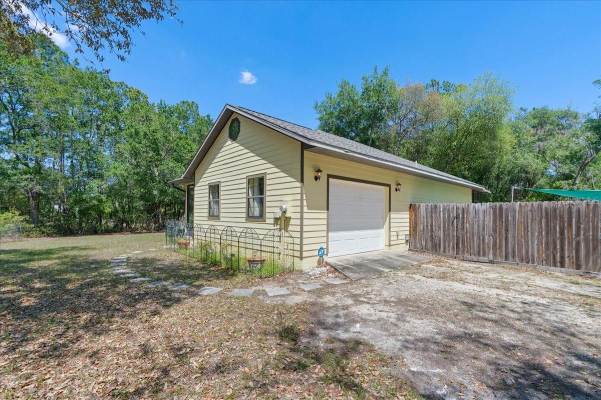 124 MANDARIN LAKE RD, MELROSE, FL, 32666