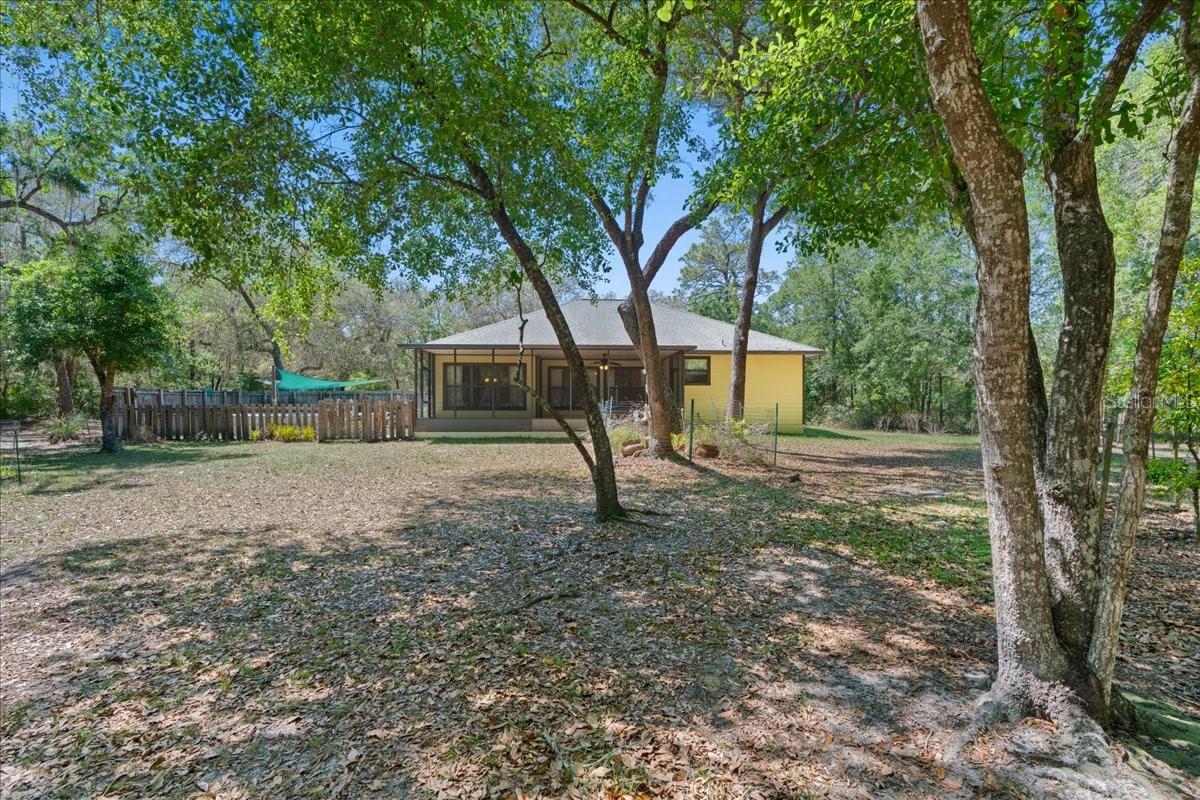 124 MANDARIN LAKE RD, MELROSE, FL, 32666