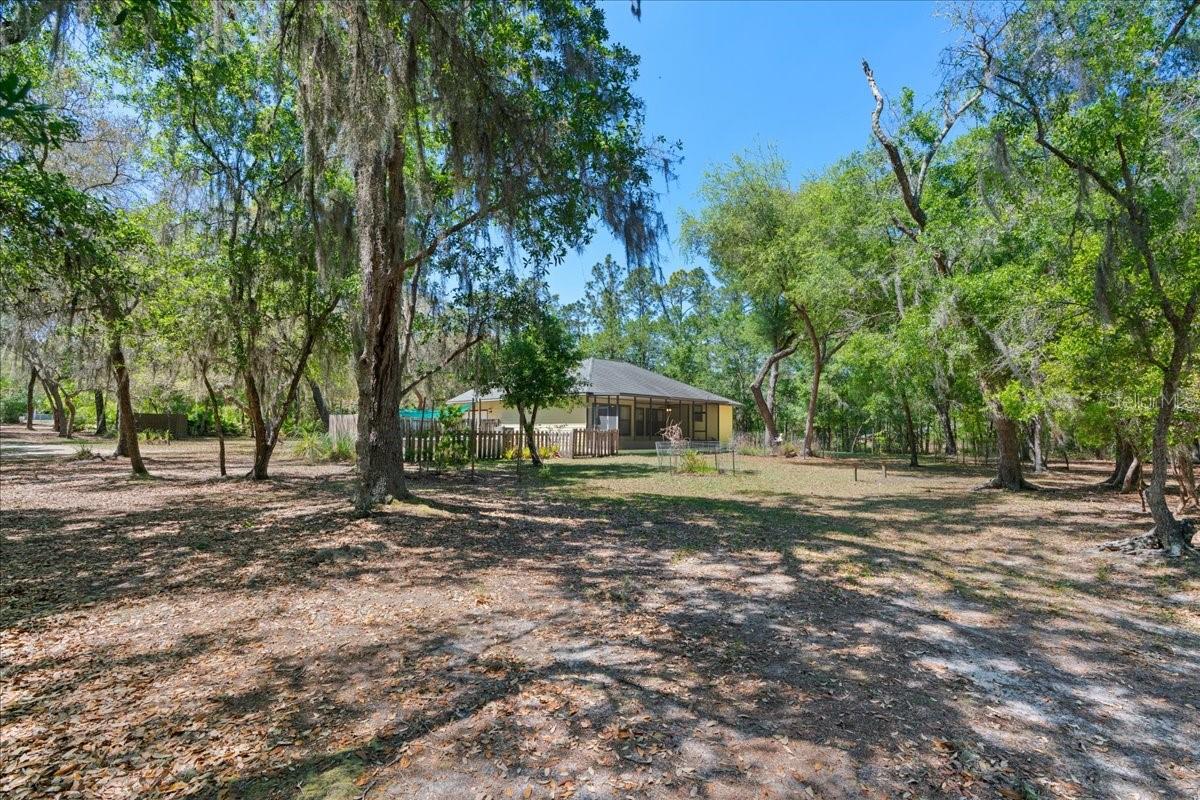 124 MANDARIN LAKE RD, MELROSE, FL, 32666