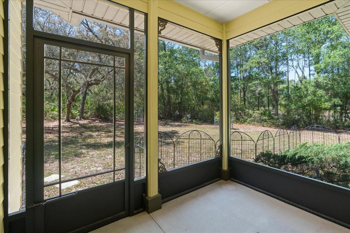 124 MANDARIN LAKE RD, MELROSE, FL, 32666