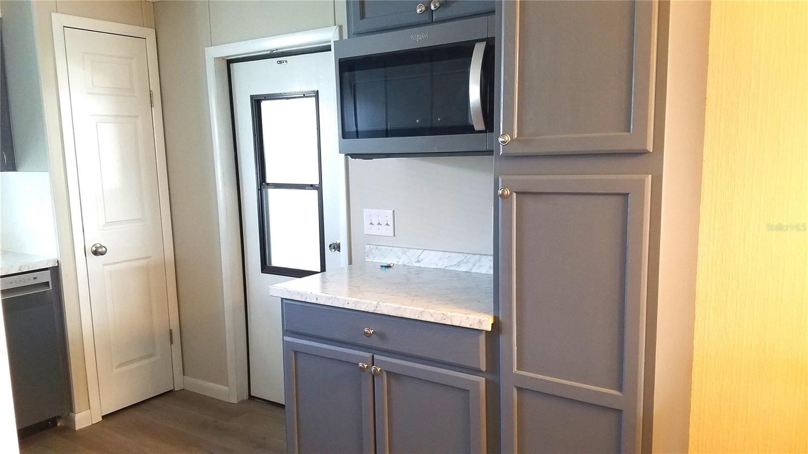 37537 PINATA AVE, ZEPHYRHILLS, FL, 33541