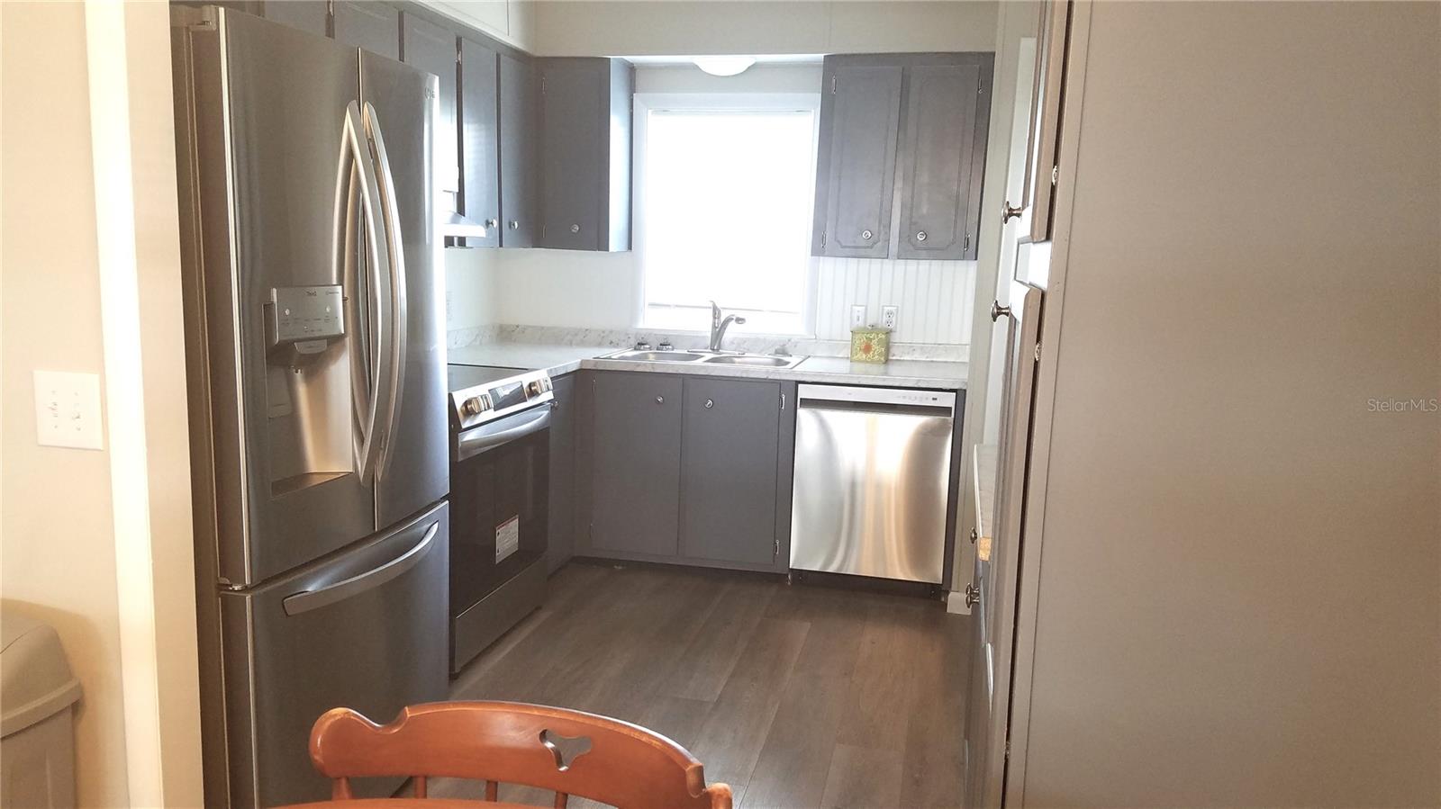 37537 PINATA AVE, ZEPHYRHILLS, FL, 33541