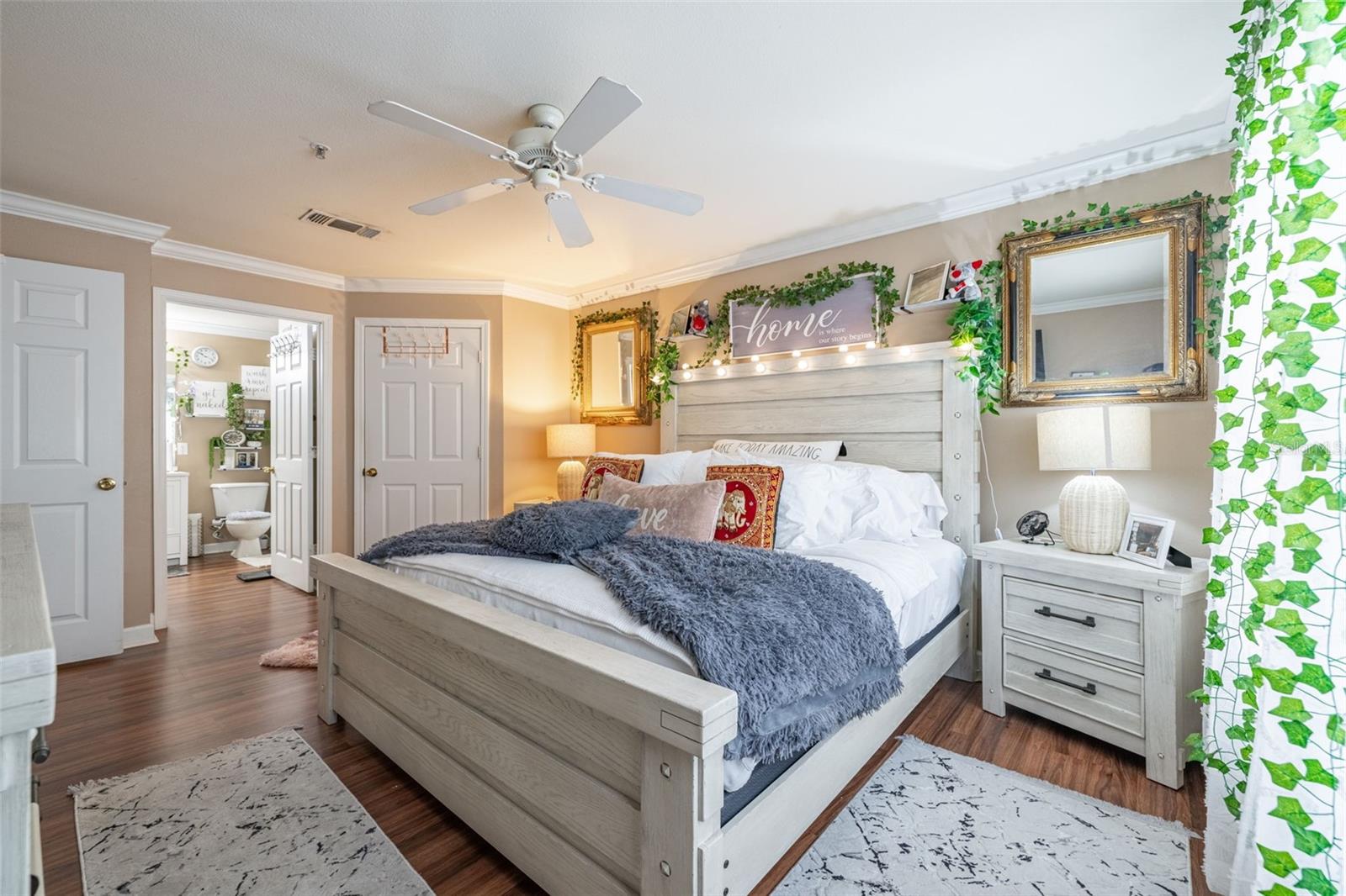 18439 BRIDLE CLUB DR, TAMPA, FL, 33647