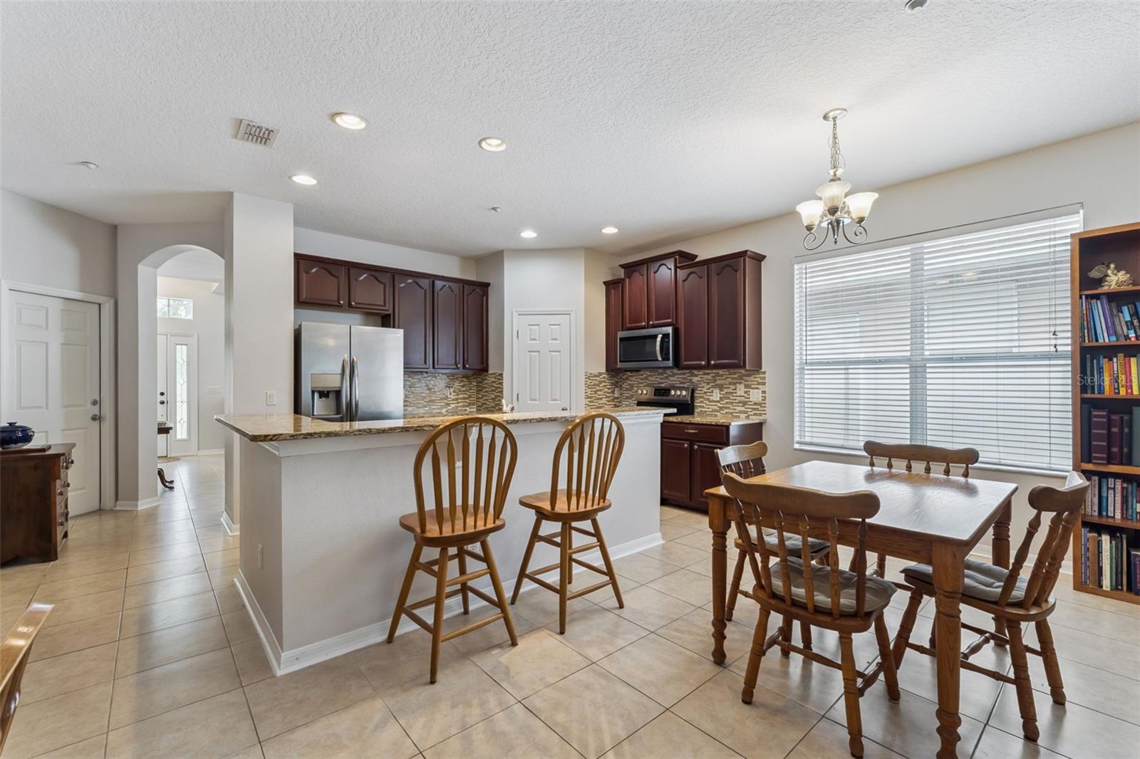 9885 LELAND DR, ORLANDO, FL, 32827