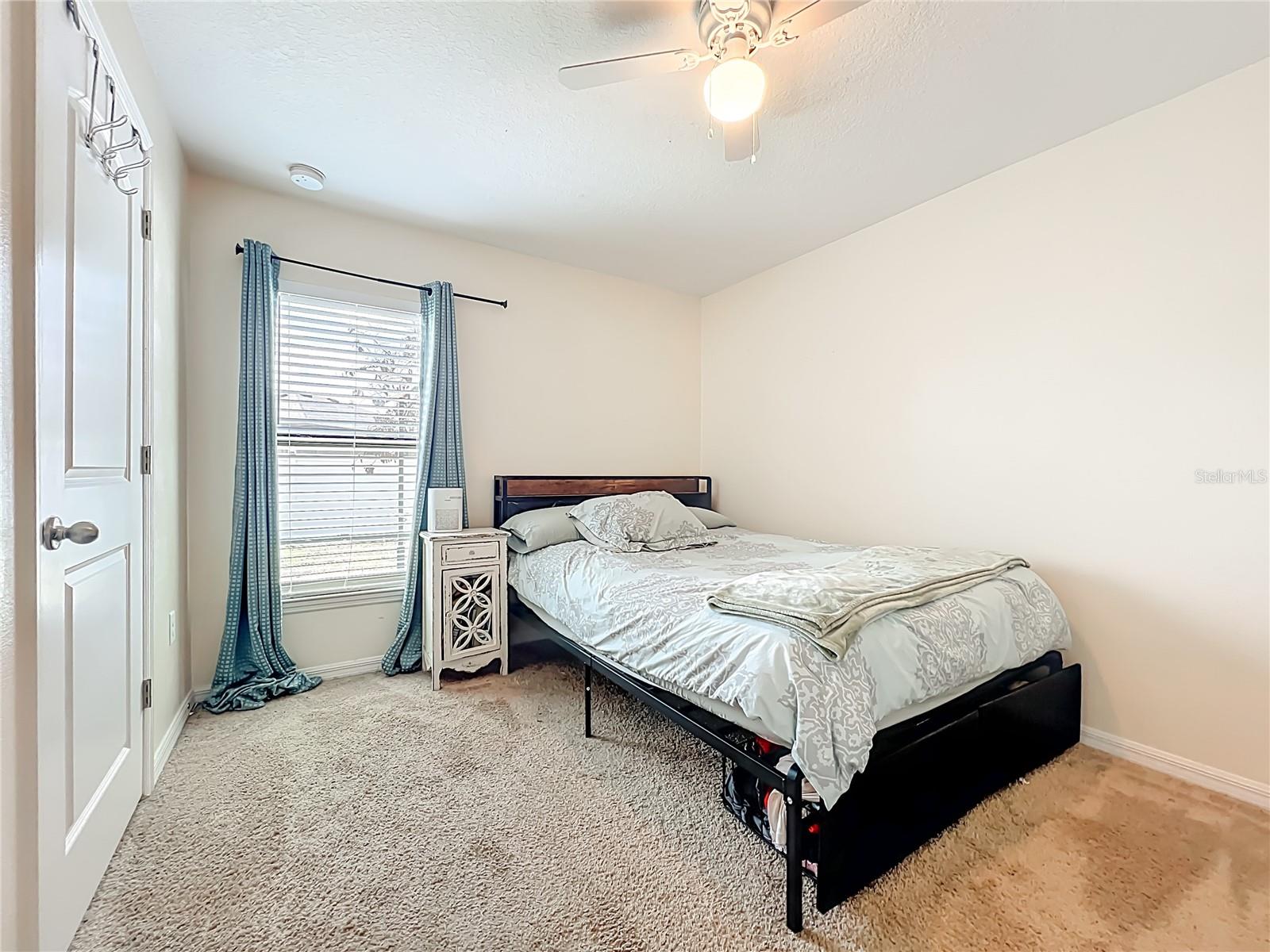 2395 BRACKNELL FOREST TRL, TAVARES, FL, 32778