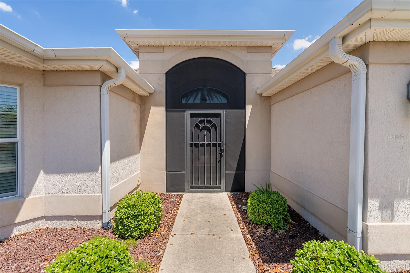 2033 SALMON WAY, THE VILLAGES, FL, 32162