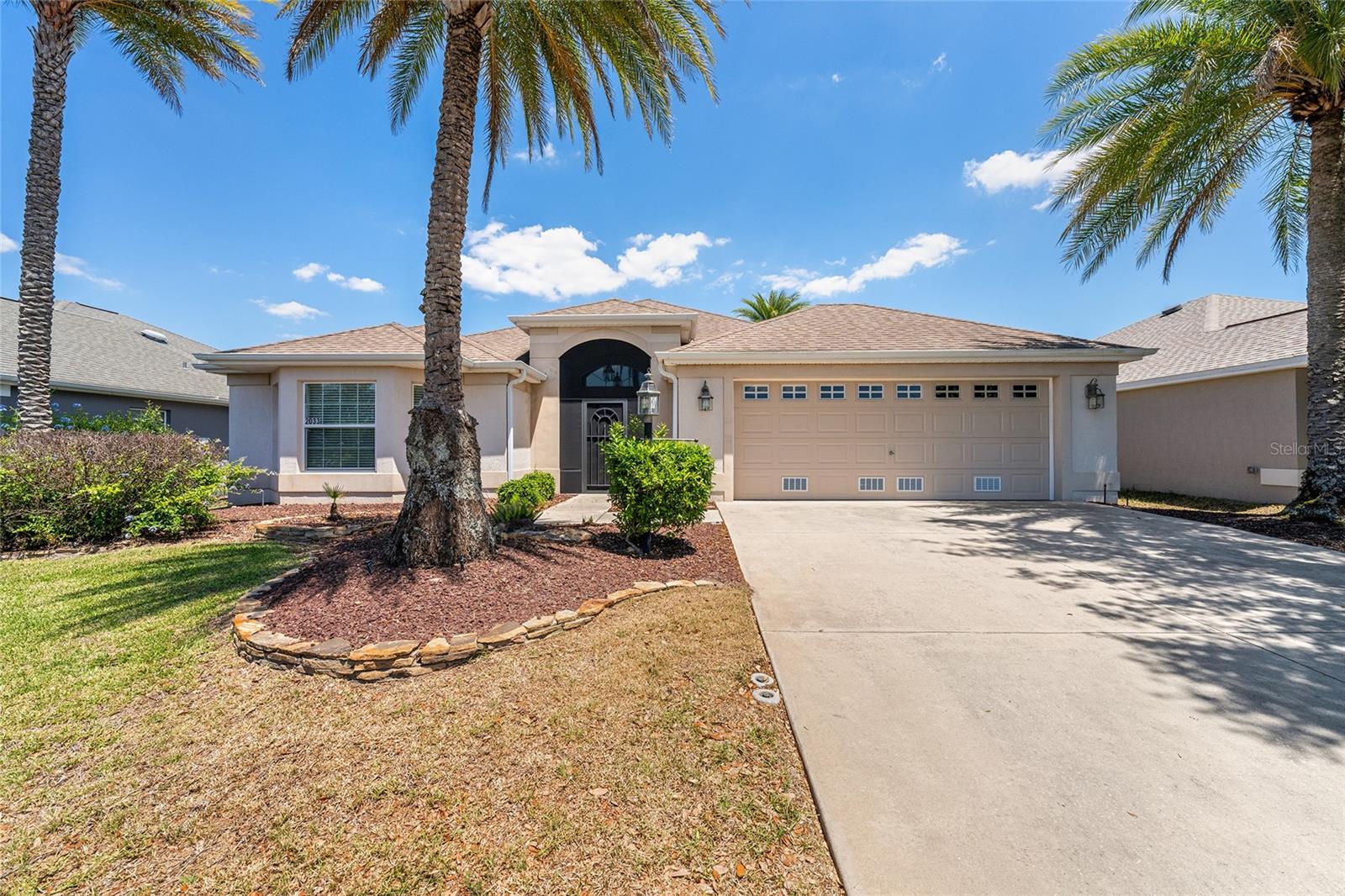 2033 SALMON WAY, THE VILLAGES, FL, 32162