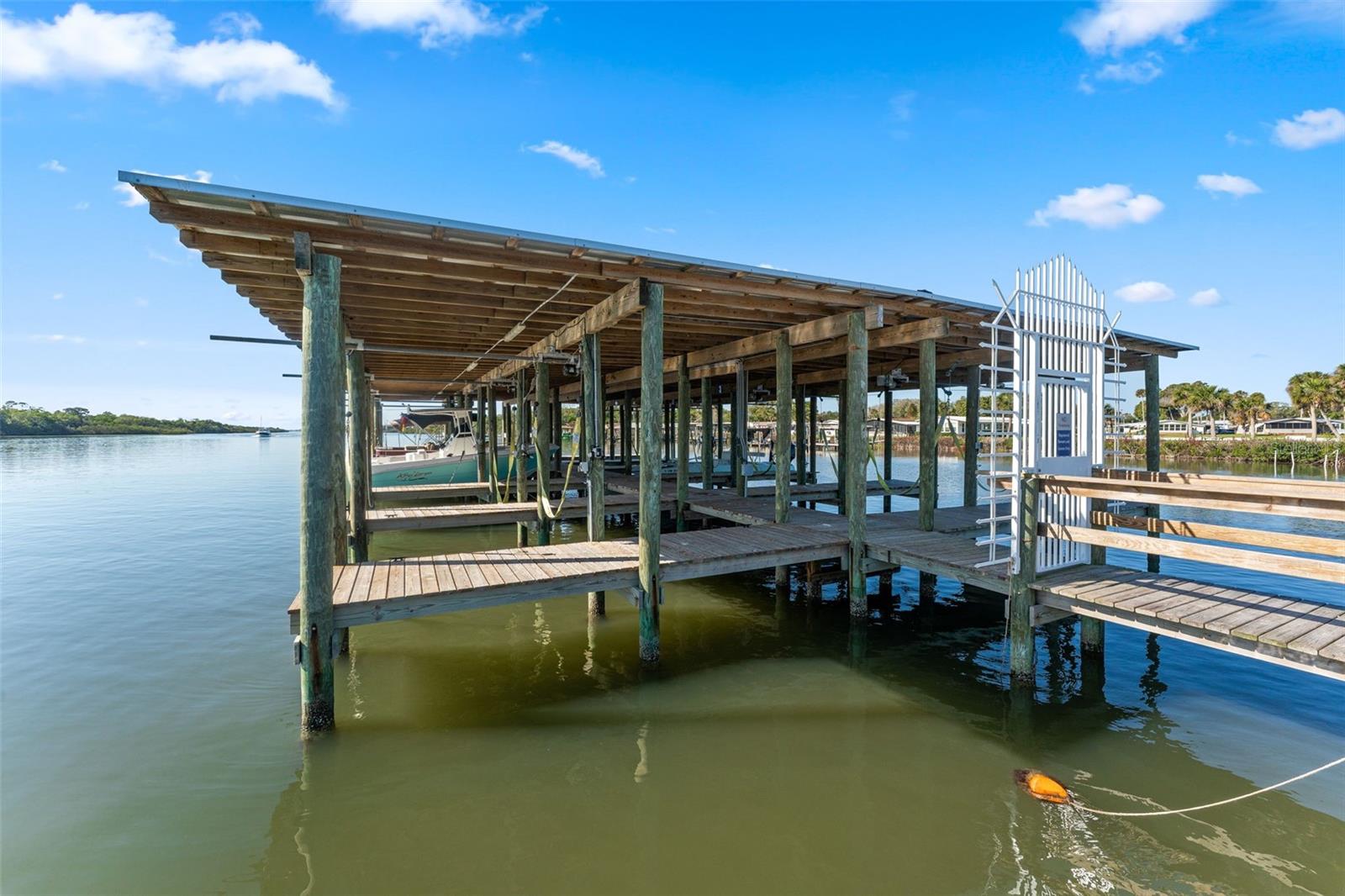 142 N INDIAN RIVER DR N, EDGEWATER, FL, 32141