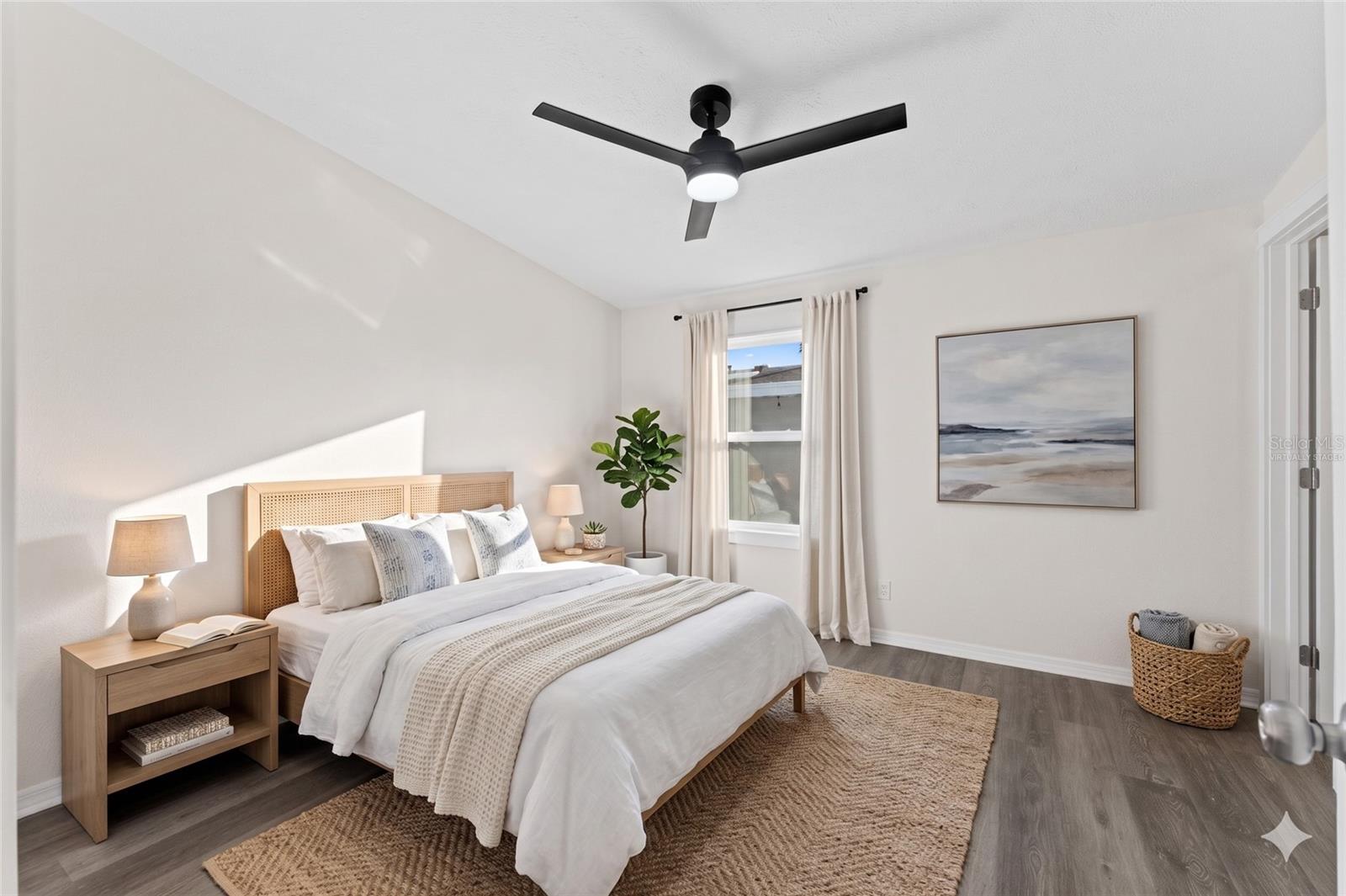 142 N INDIAN RIVER DR N, EDGEWATER, FL, 32141