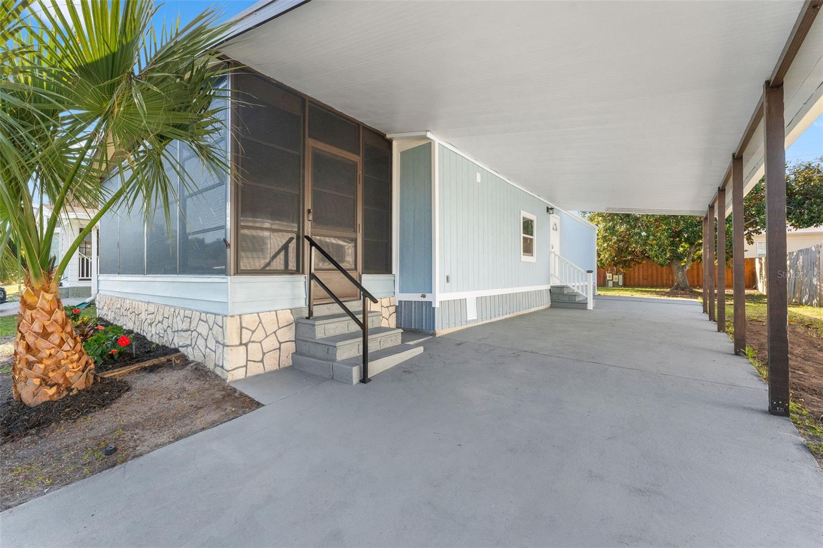 142 N INDIAN RIVER DR N, EDGEWATER, FL, 32141