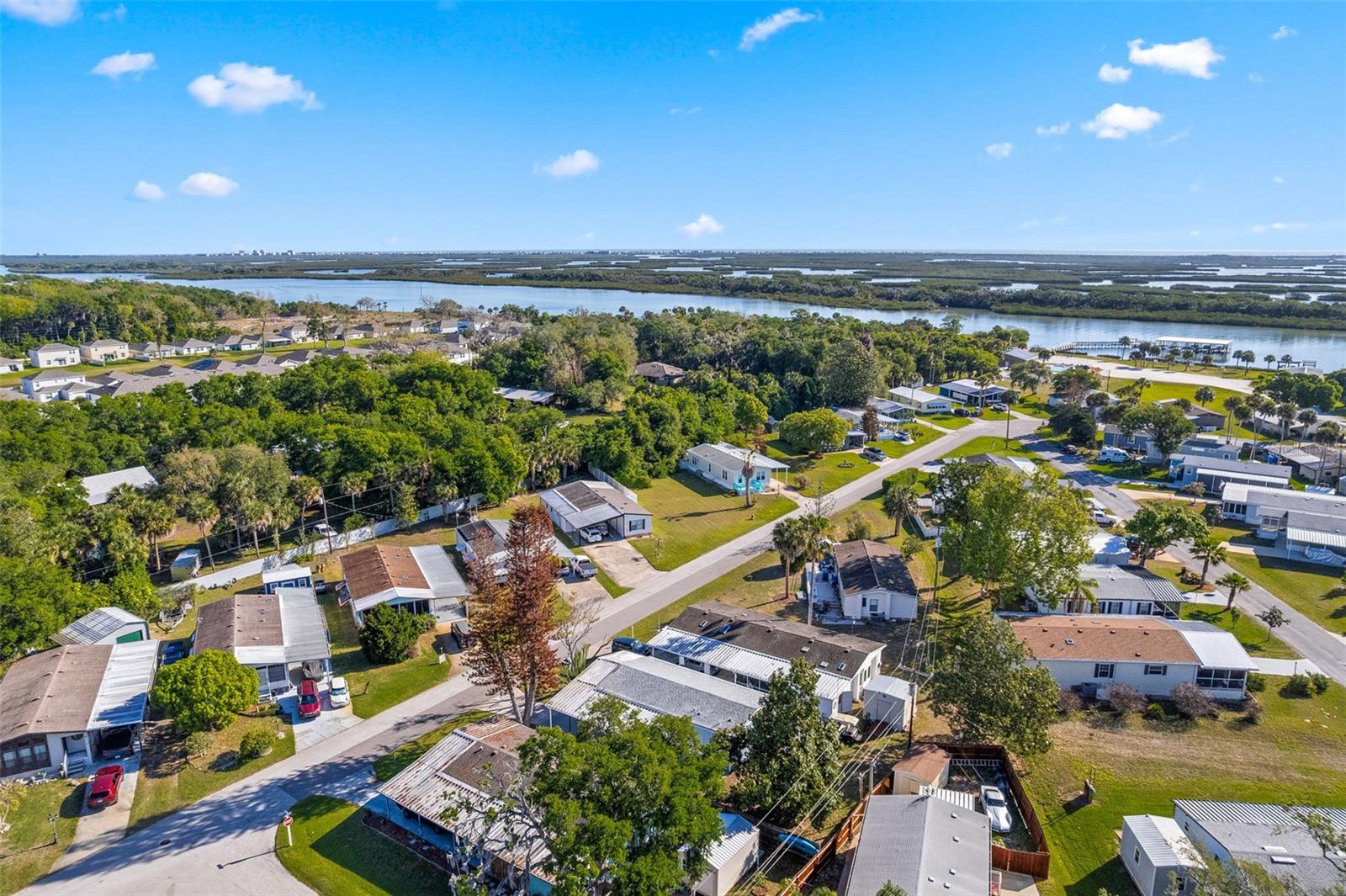 142 N INDIAN RIVER DR N, EDGEWATER, FL, 32141