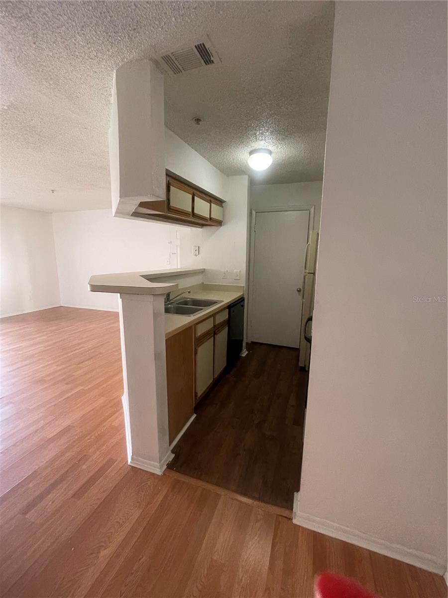 249 AFTON SQ #107, ALTAMONTE SPRINGS, FL, 32714