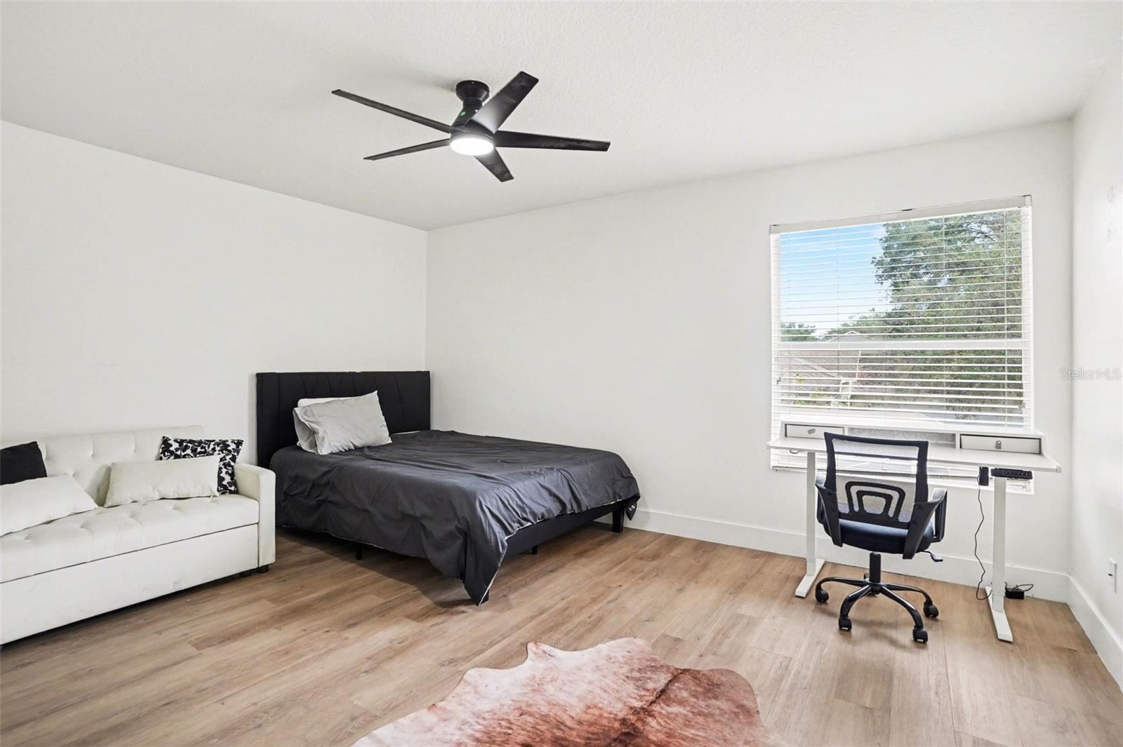 8105 RIVER MONT WAY, TAMPA, FL, 33637