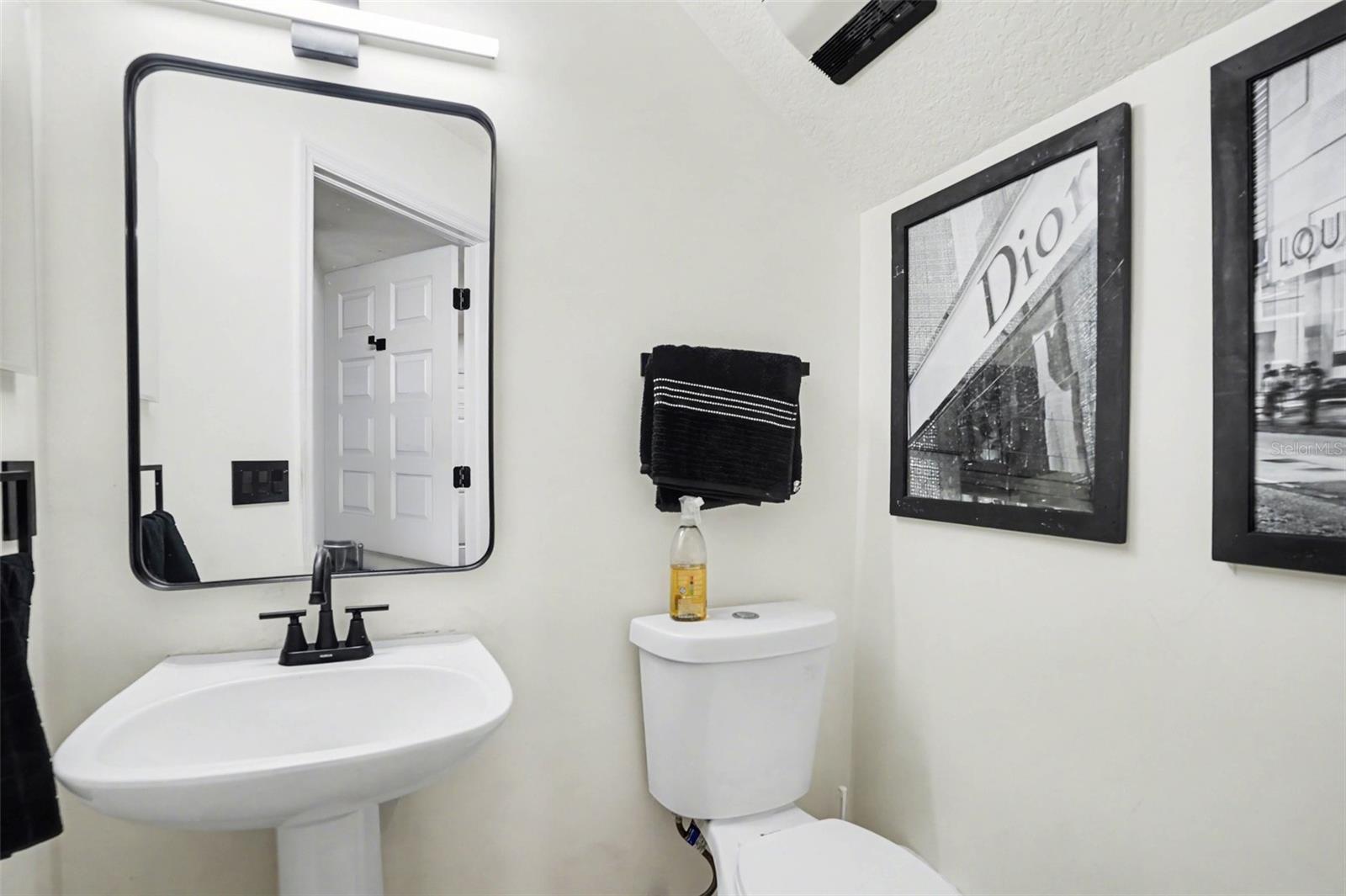 8105 RIVER MONT WAY, TAMPA, FL, 33637