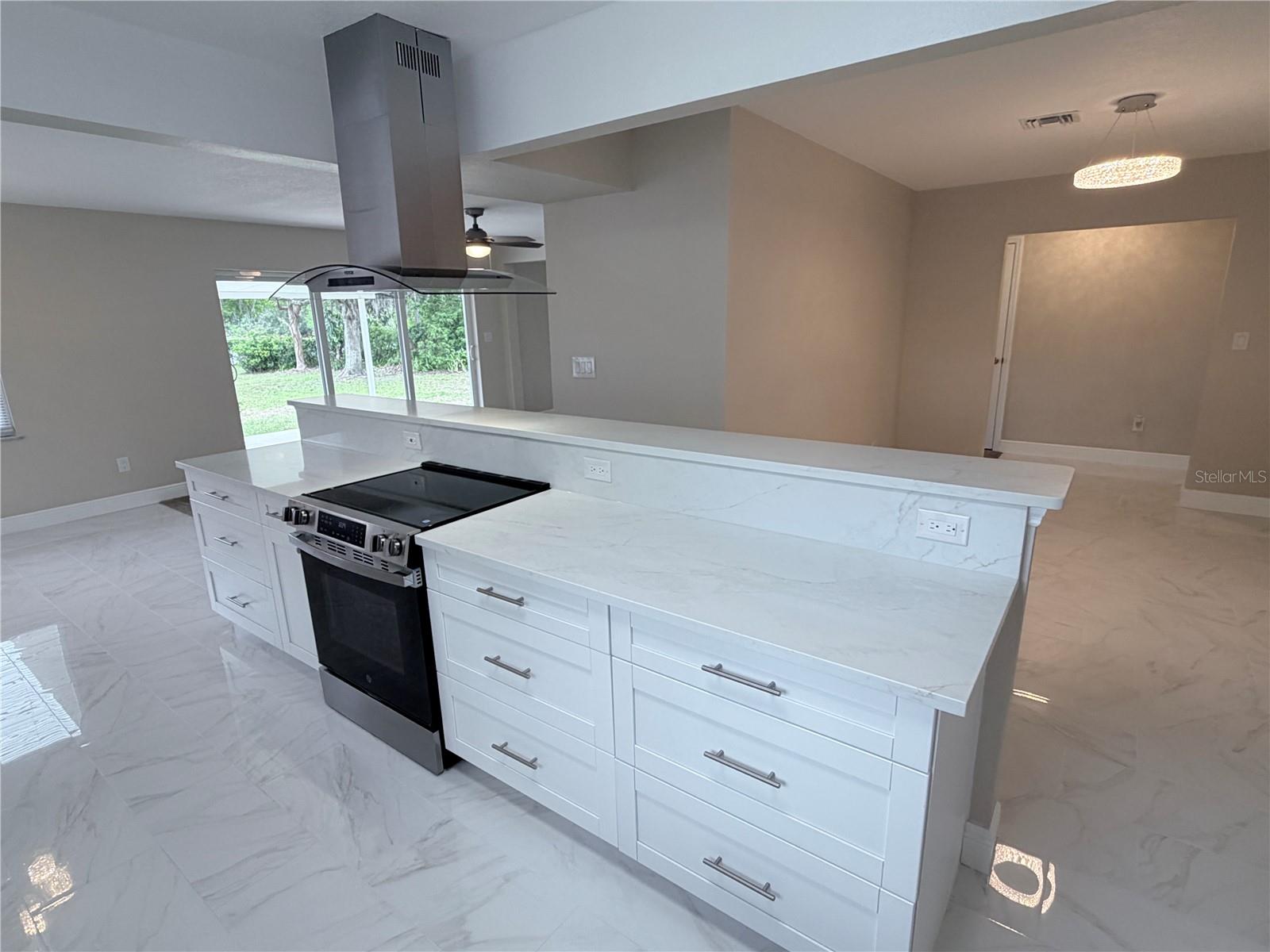 11505 N ROME AVE, TAMPA, FL, 33612